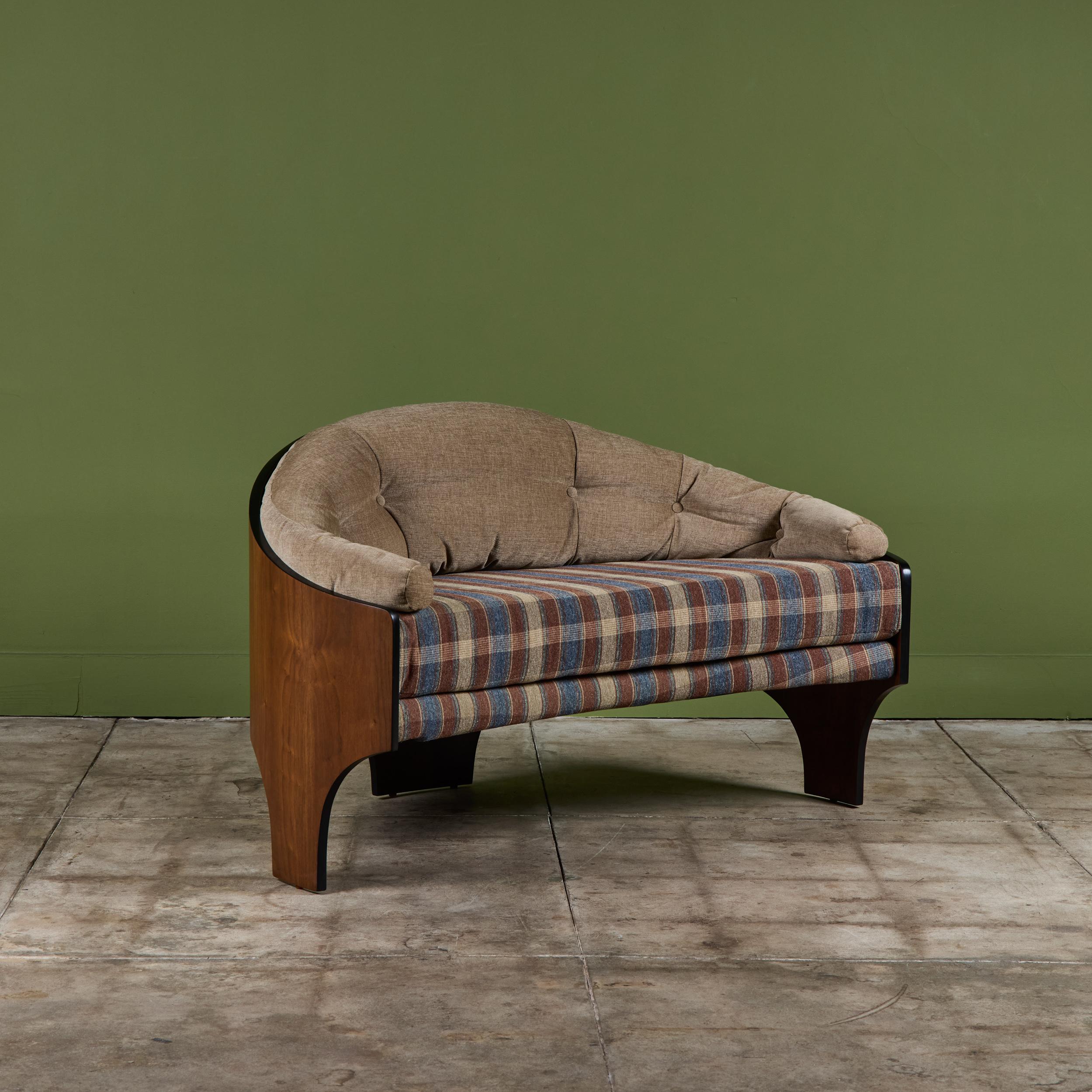 Henry P. Glass 'Intimate Island' Loveseat für Richbilt Furniture (amerikanisch) im Angebot