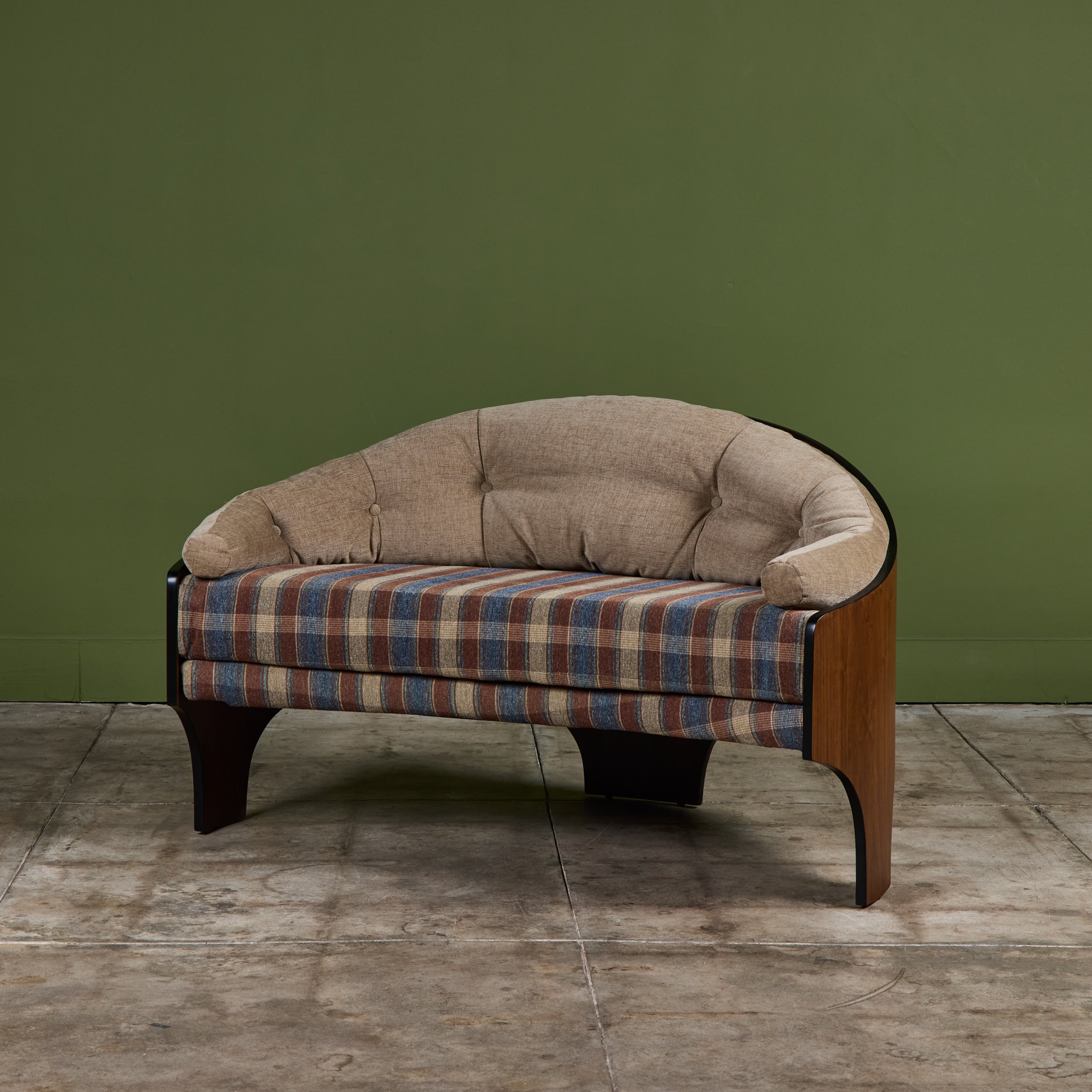 Henry P. Glass 'Intimate Island' Loveseat für Richbilt Furniture