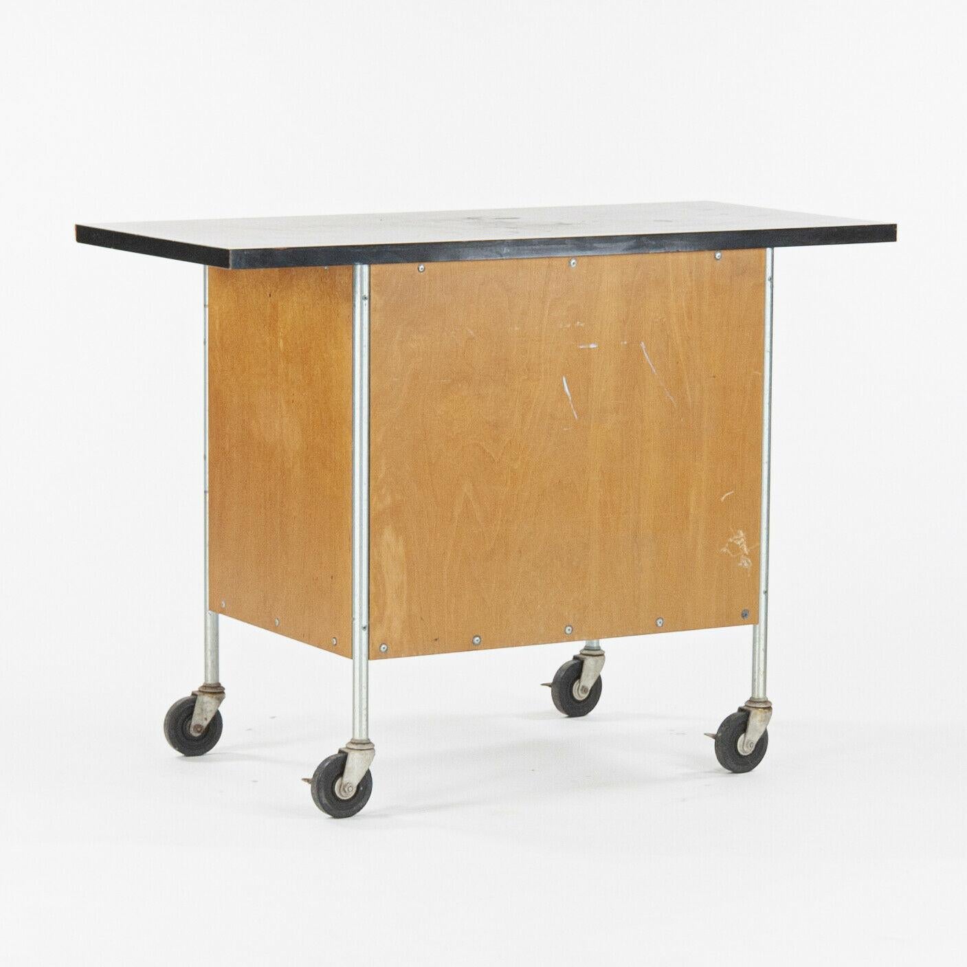 Acier Henry P. Glass Rollle Bar Tea Cart Cabinet by Fleetwood Furniture Company en vente