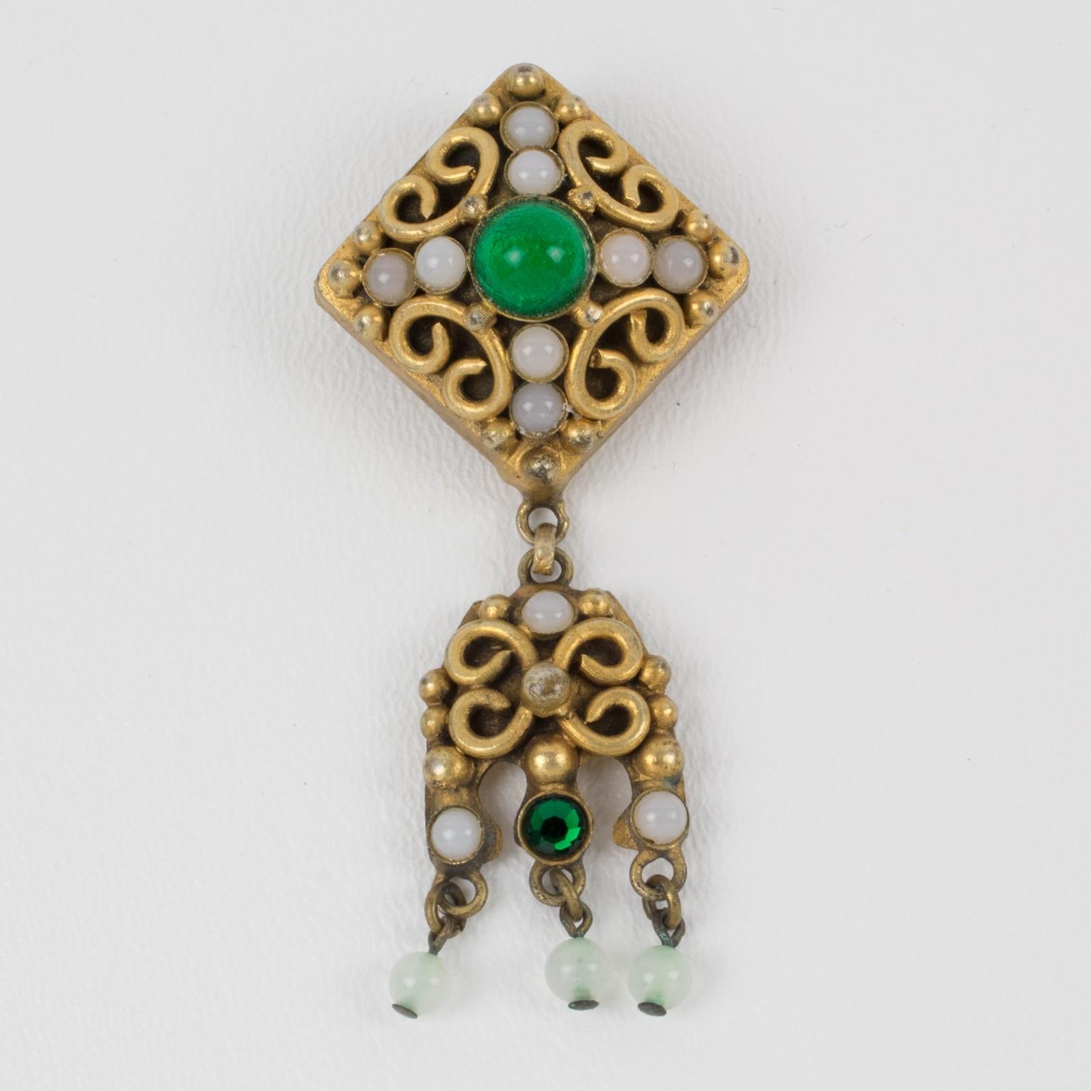 De las mujeres Broche medieval de bronce Henry Perichon con cabujones de vidrio colado en venta