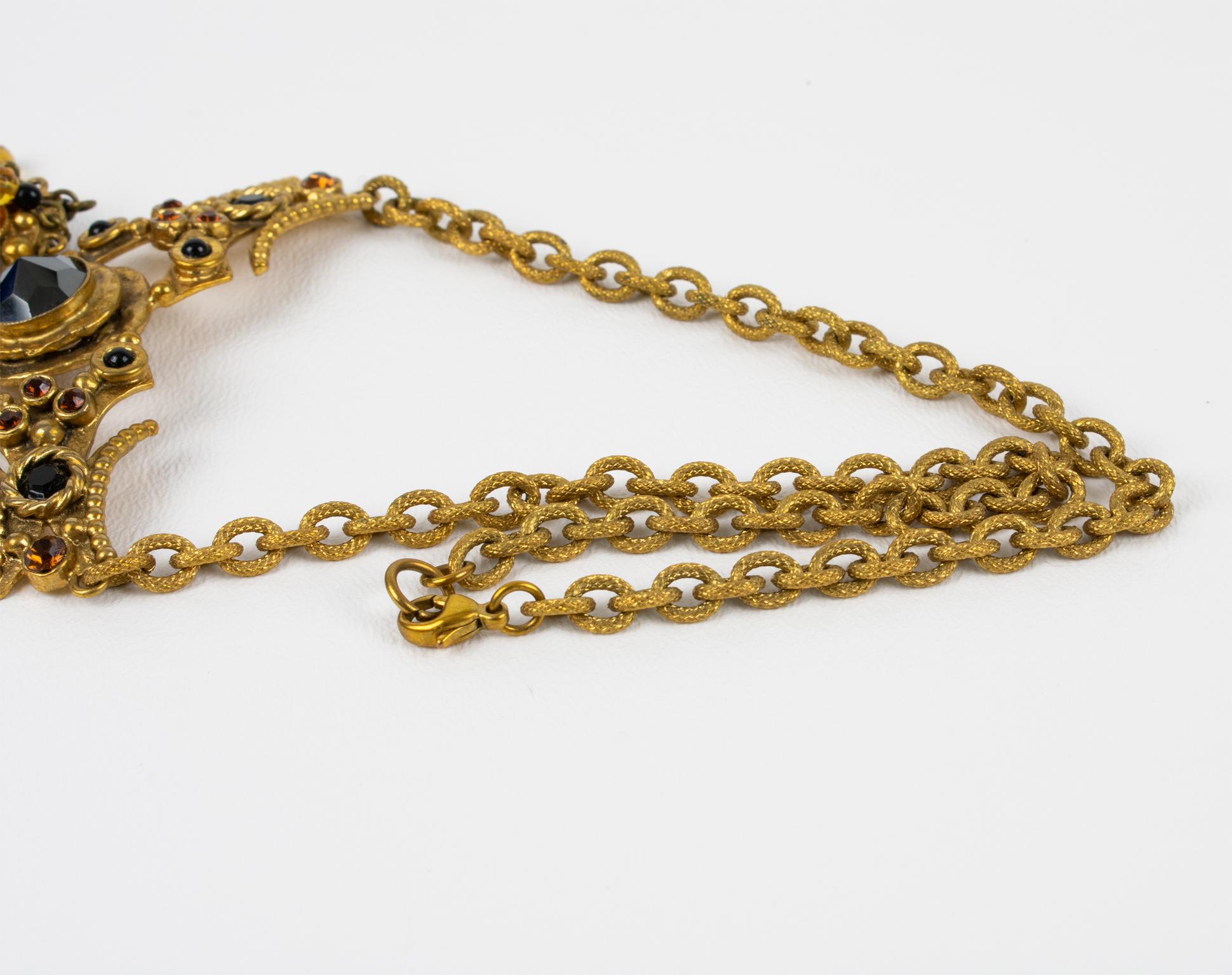 Collar de cadena de bronce dorado Henry Perichon con cabujones enjoyados en venta 5