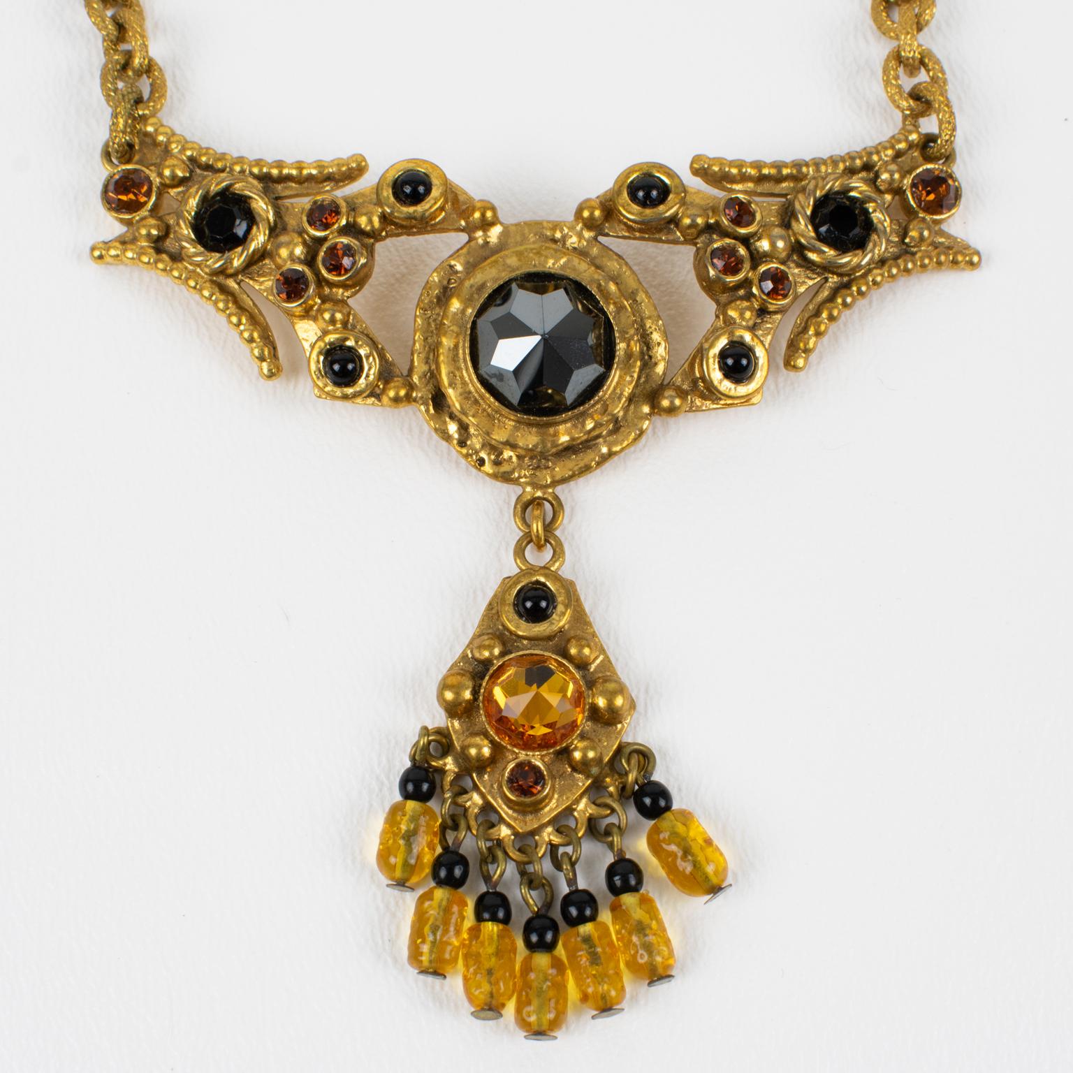Collar de cadena de bronce dorado Henry Perichon con cabujones enjoyados en venta 6
