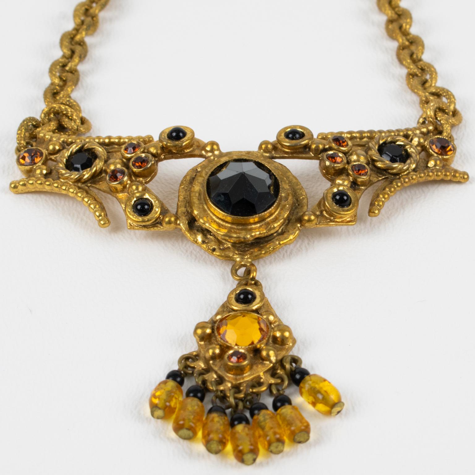Collar de cadena de bronce dorado Henry Perichon con cabujones enjoyados en venta 2