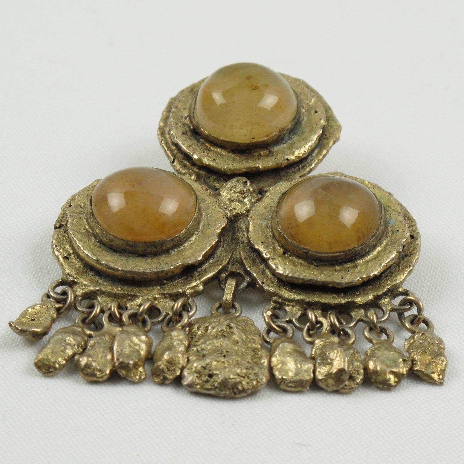 Henry Perichon Broche pendante en bronze doré et pierres précieuses en vente 1