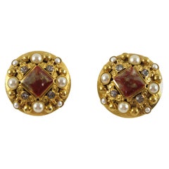 Henry Perichon Orecchini a clip in metallo dorato con Crystal e Stone