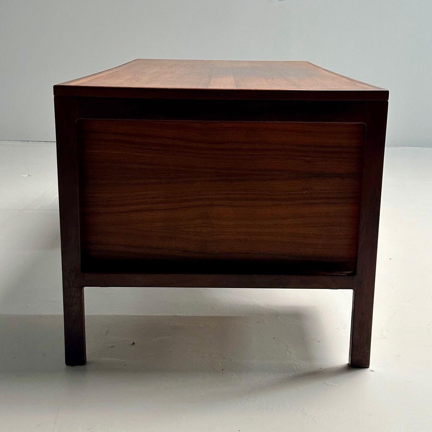 Henry Rosengren, Danish Mid-Century Modern, Floating Desk, Brazilian Rosewood For Sale 4