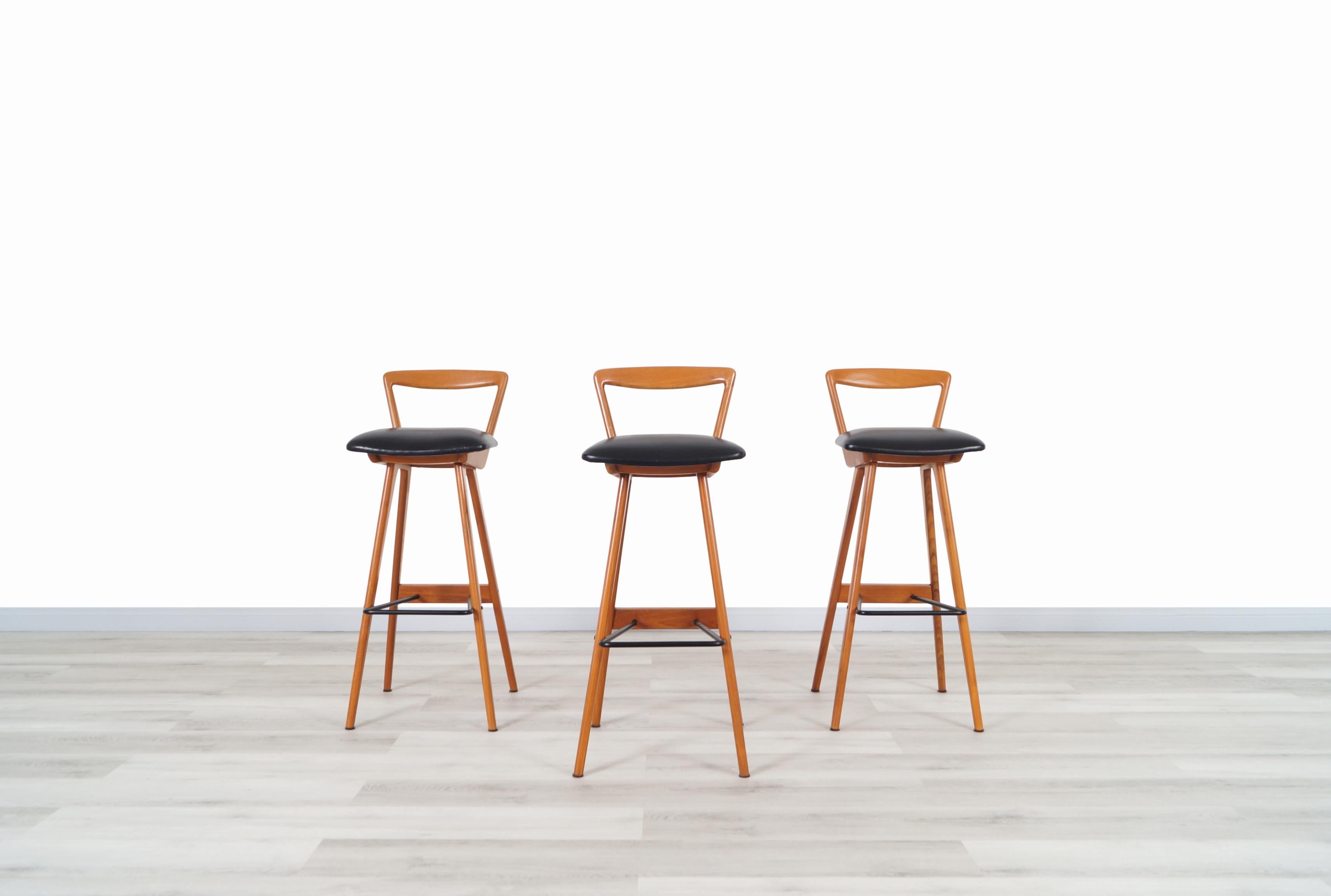 Leather Henry Rosengren Hansen Danish Teak Bar Stools for Brande Møbelindustri