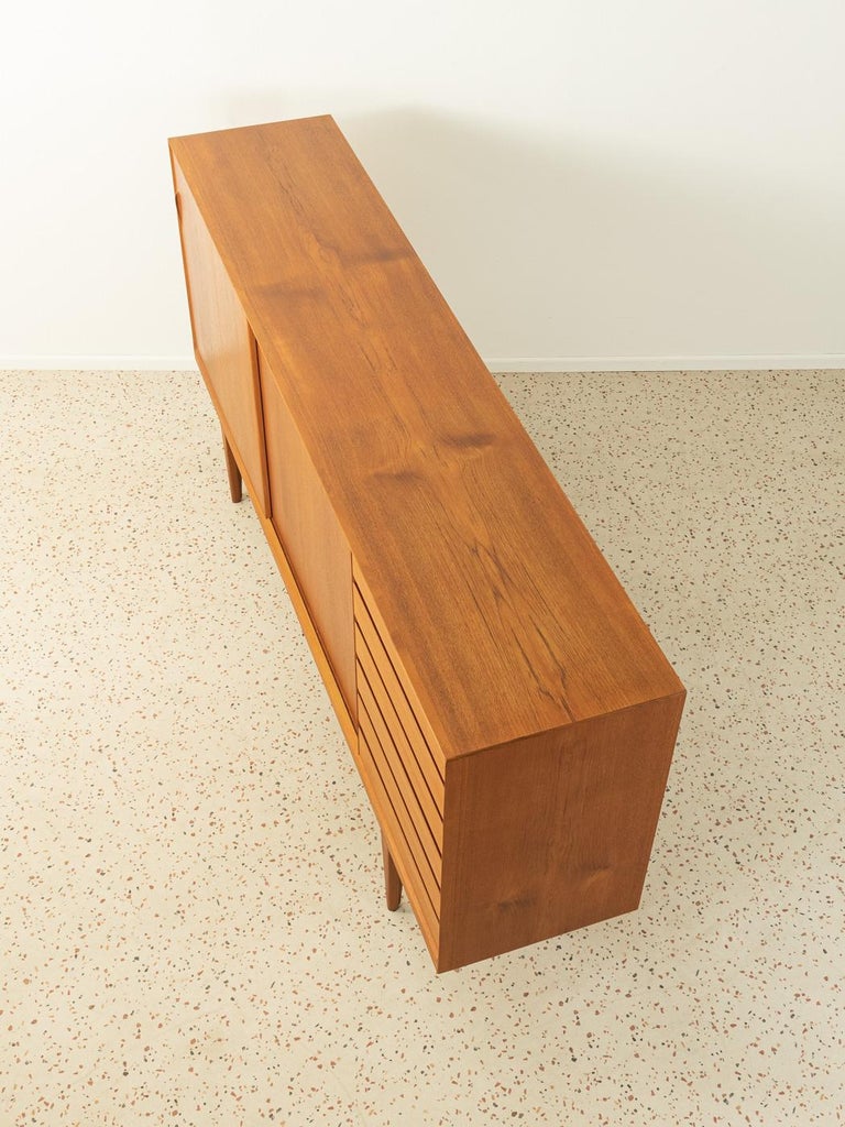 Henry Rosengren-Hansen Sideboard in Teak Veneer, 1960s Denmark In Good Condition For Sale In Neuss, NW