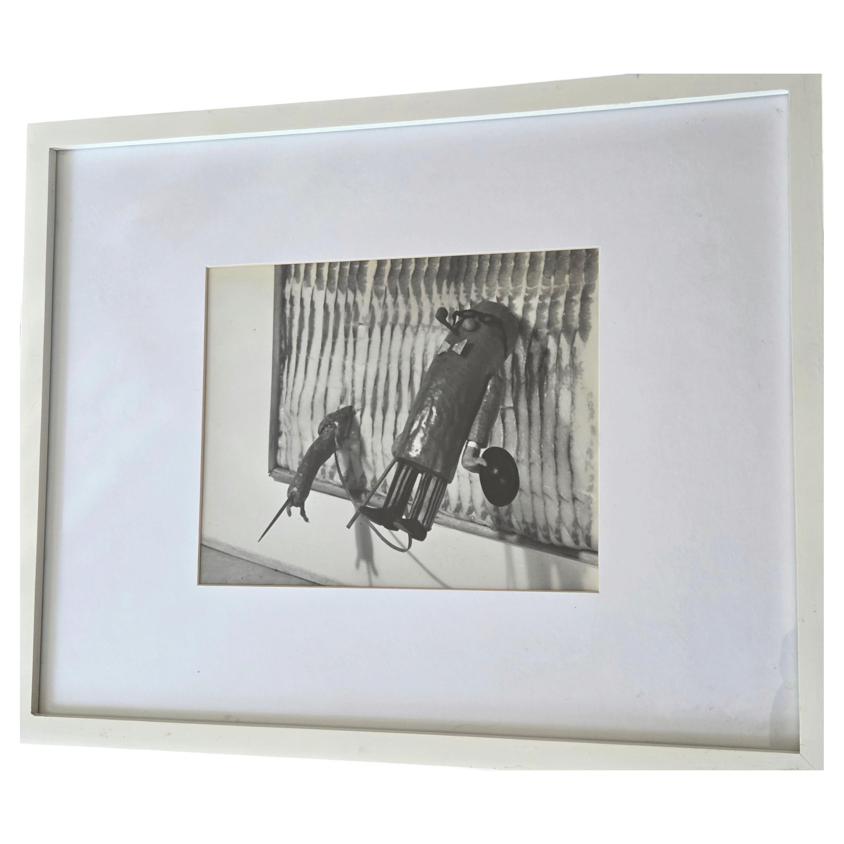Henry Rox Crítico de Arte Alterado al Ver Pintura Abstracta de Posguerra (1948)