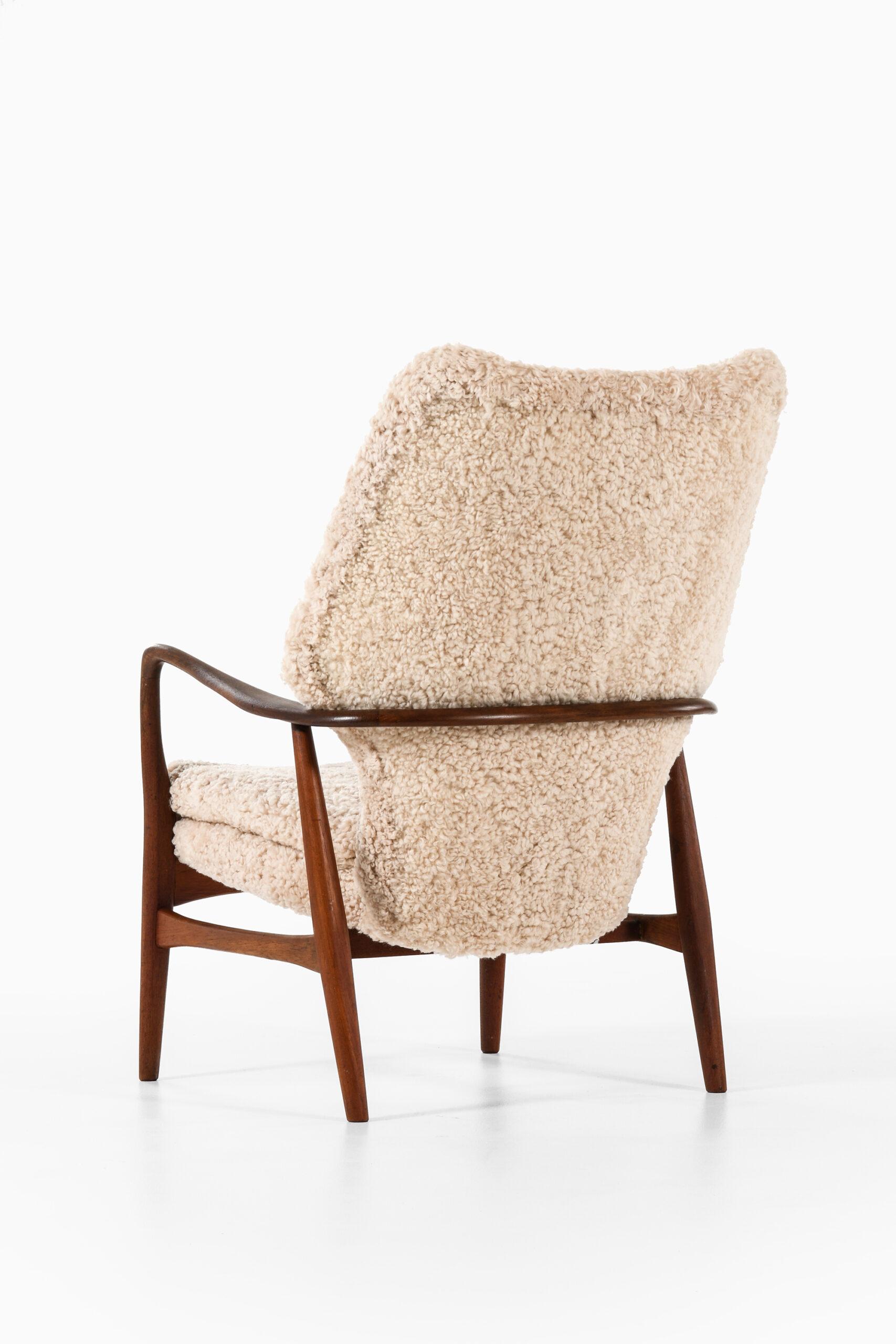 Mid-20th Century Henry Schubell Easy Chair Model Ms-6 Produced by Madsen & Schubell For Sale