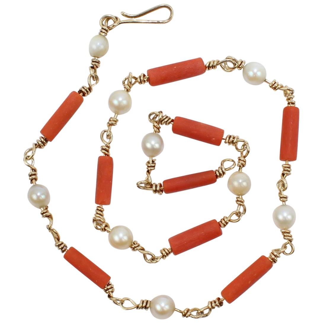 Henry Steig Modernistische Koralle Perle und 14 Karat Gold Choker Halskette, 14 Karat VR im Angebot