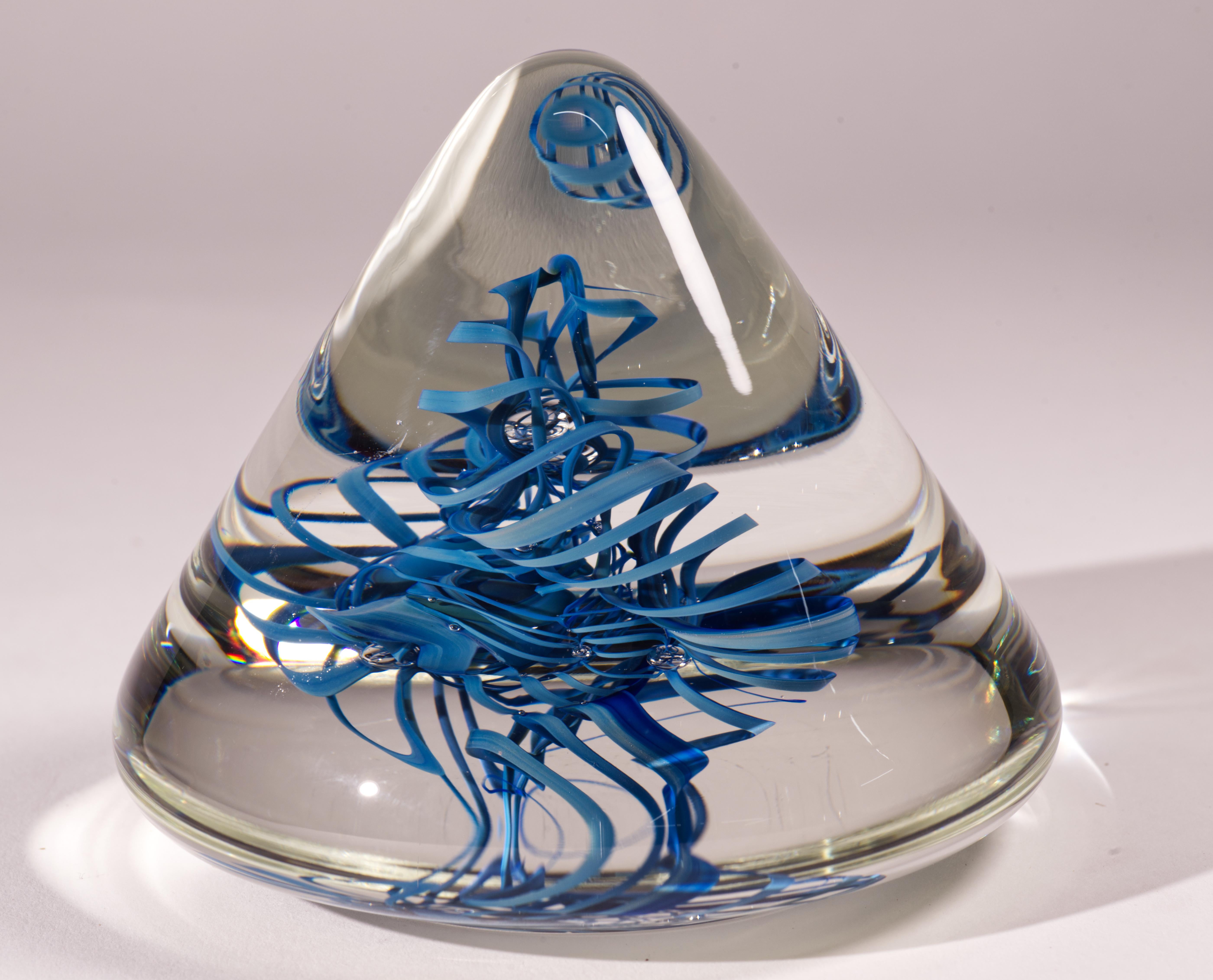 Postmoderno Henry Summa Sommerso Helix Sculpture, Studio Art Glass americano in vendita
