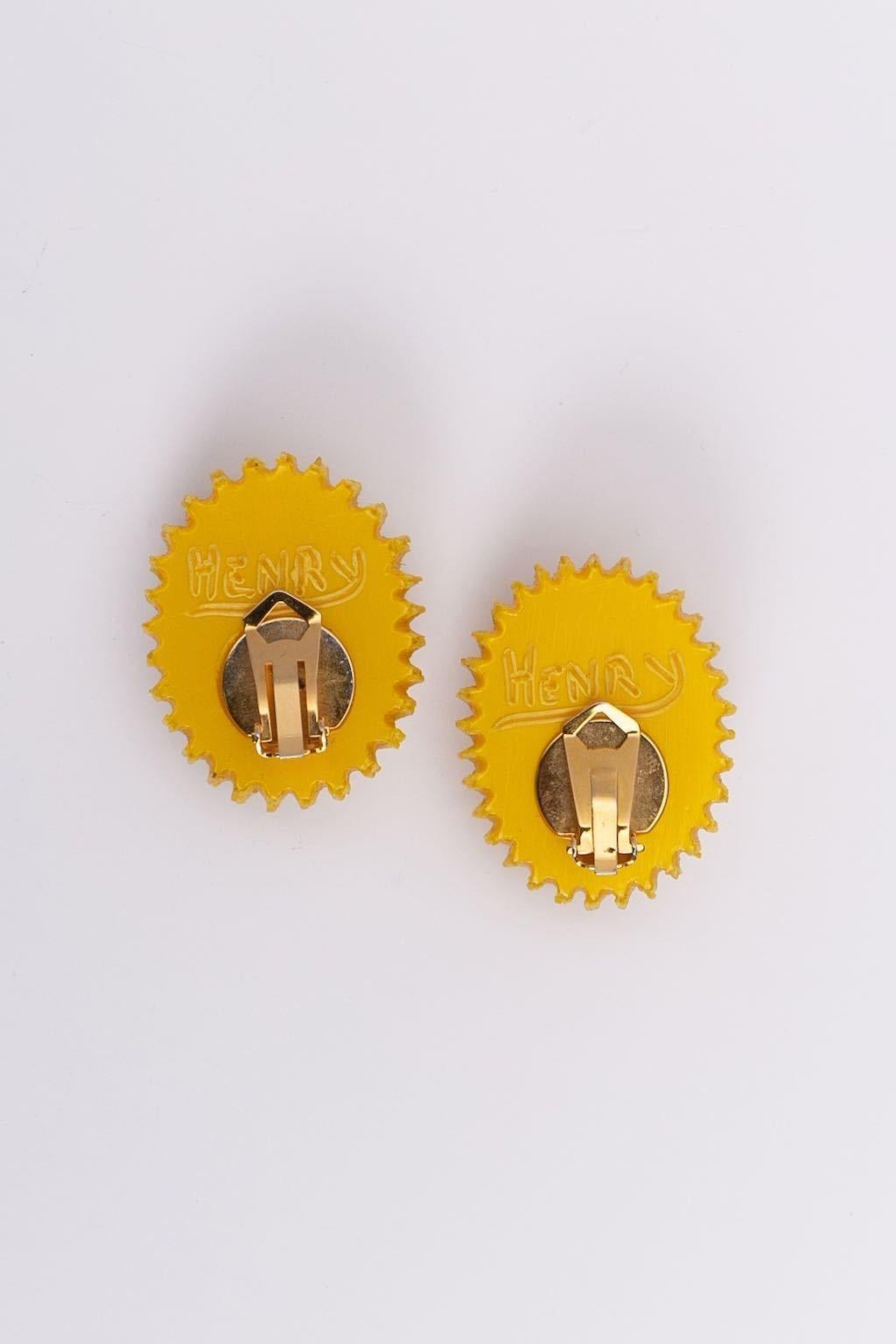 Henry Talosel and Glass Paste Clip-on Earrings In Excellent Condition For Sale In SAINT-OUEN-SUR-SEINE, FR