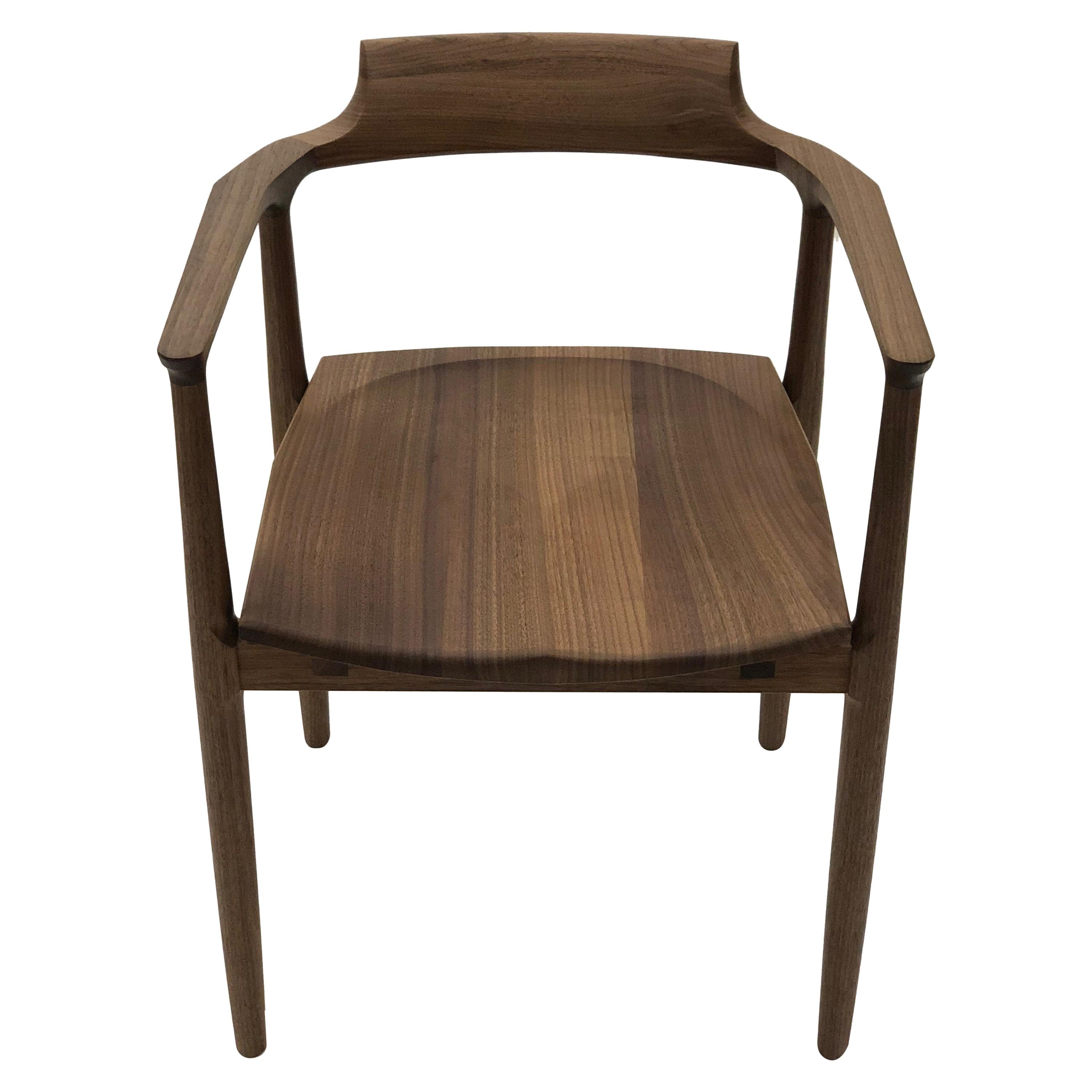 Henry the Fauteuil en noyer