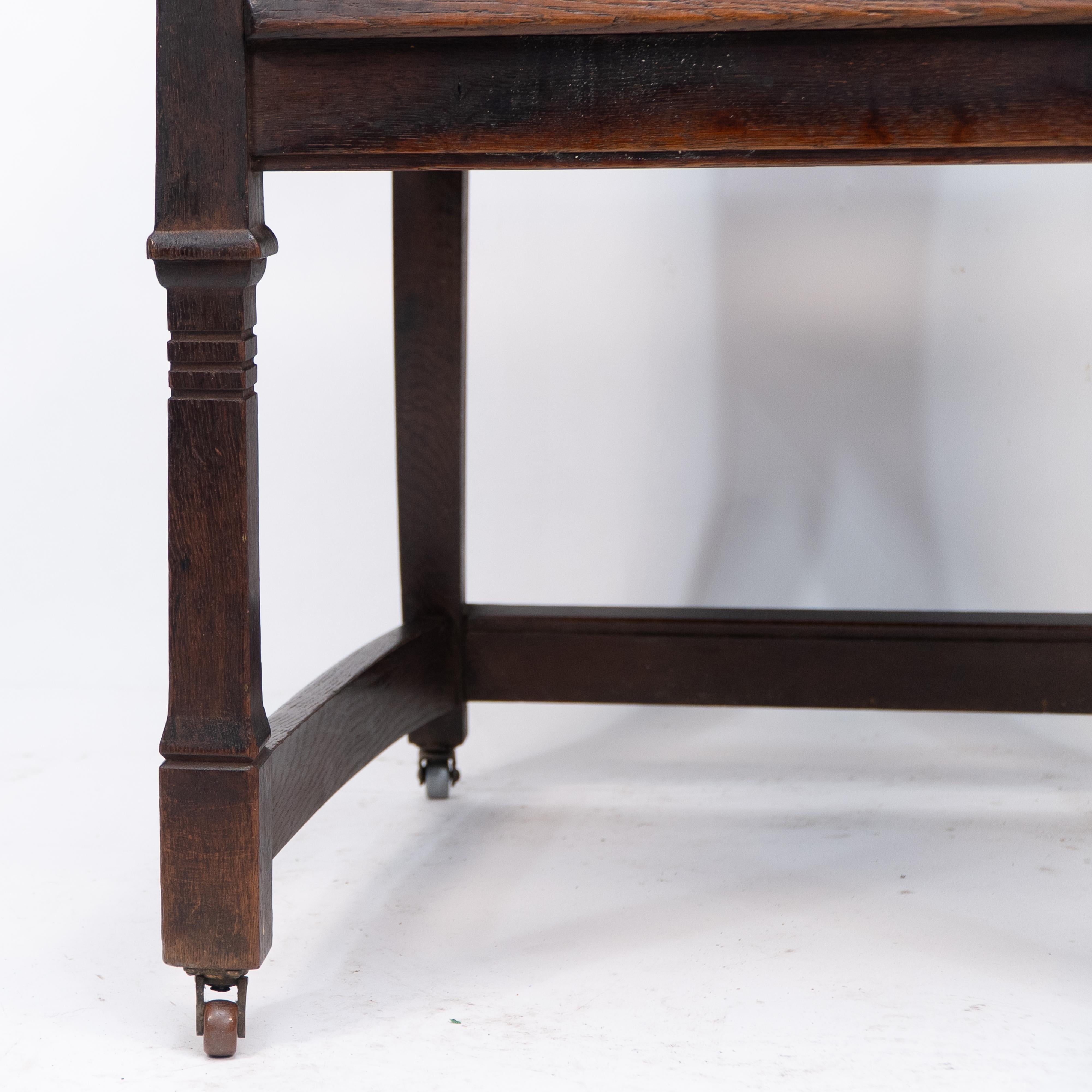 Henry van de Velde Style d'un fauteuil en chêne Arts & Craft cuir d'origine en vente 4
