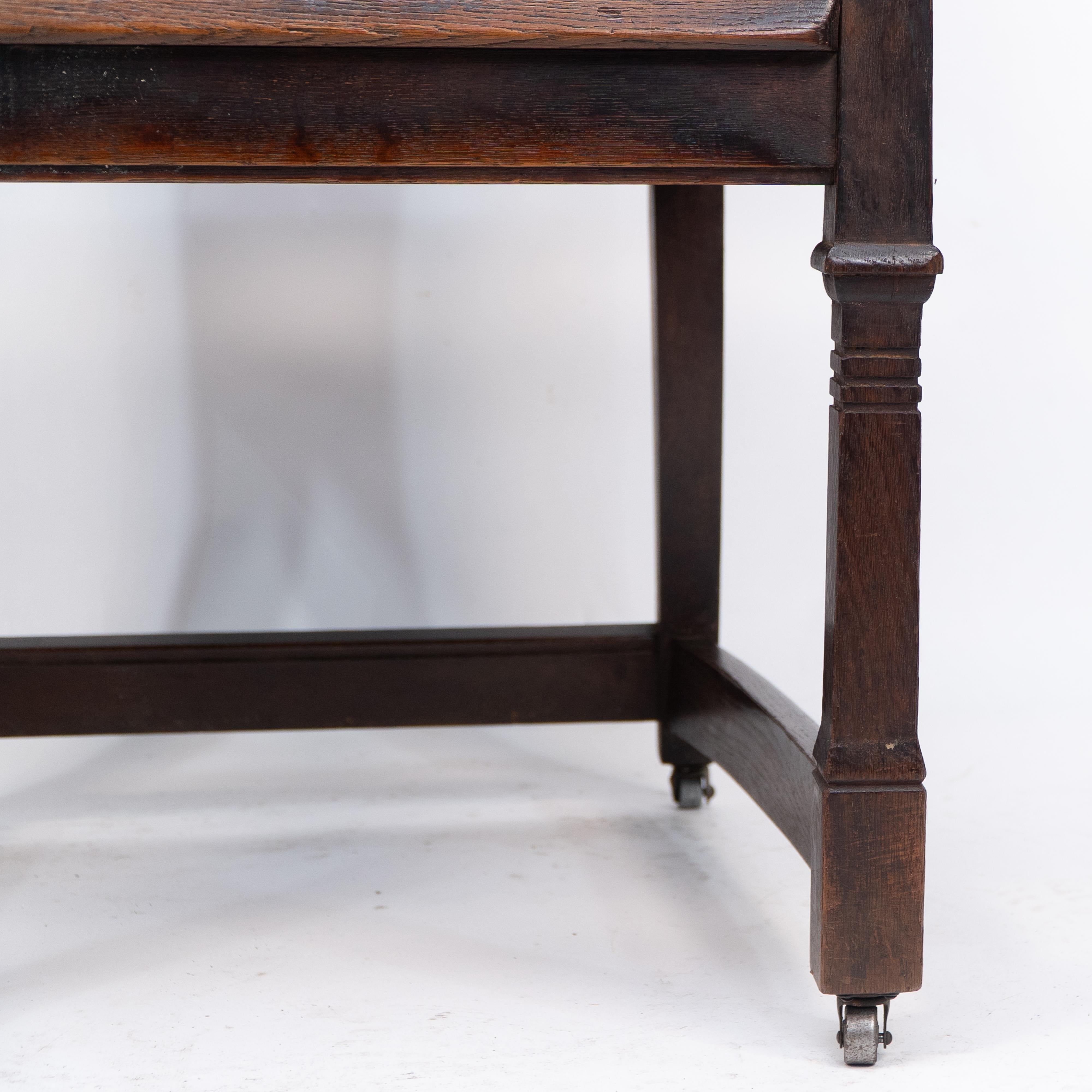 Henry van de Velde Style d'un fauteuil en chêne Arts & Craft cuir d'origine en vente 5