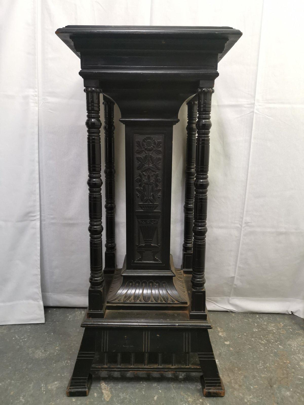 English Henry W Batley Aesthetic Movement Ebonised Pedestal Stand with Carved Sunflowers For Sale