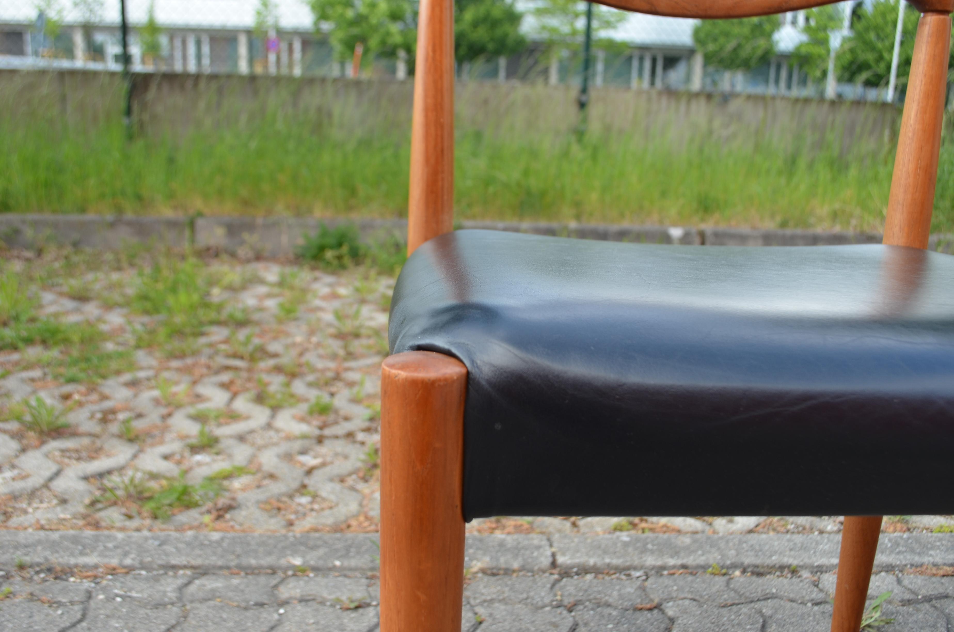 Henry W. Klein Cognac black aniline Leather Dining Chairs for Bramin Set of 4 For Sale 8