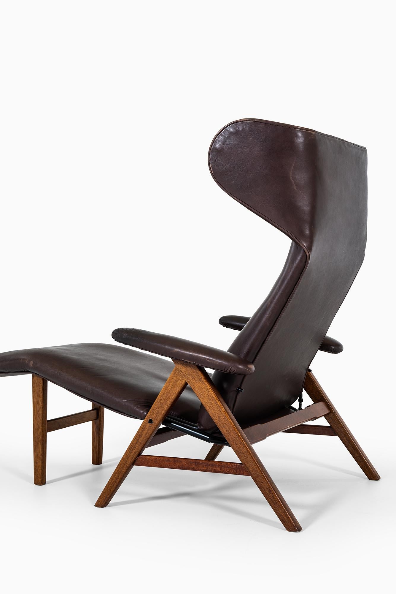 Leather Henry Walter Klein Reclining Chair by Bramin Møbler in Denmark For Sale
