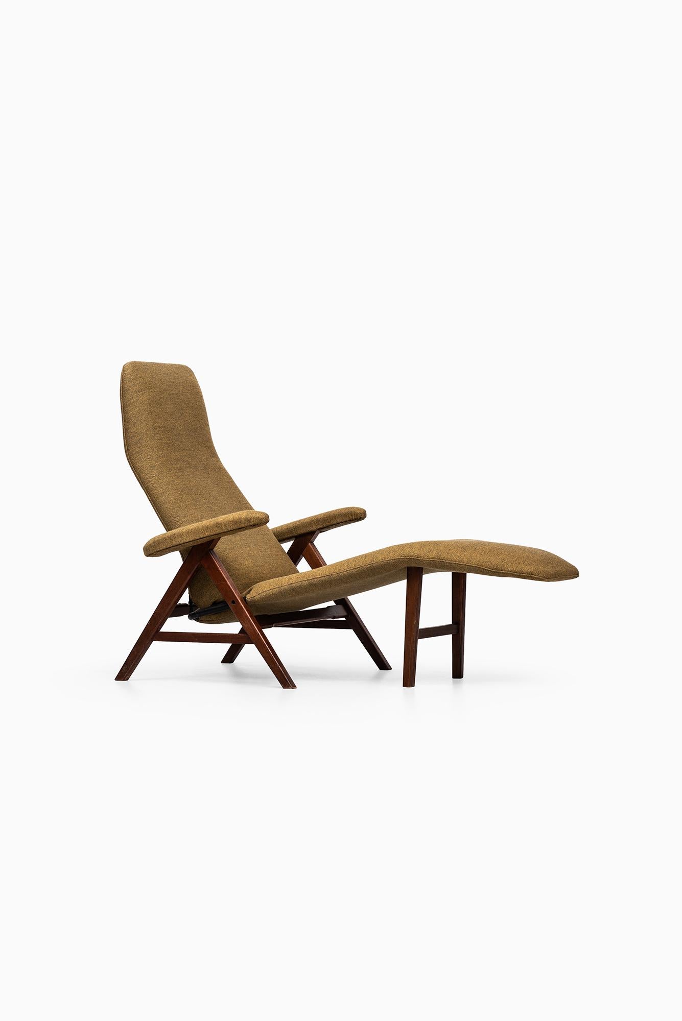 Rare reclining chair designed by Henry Walter Klein (H.W Klein). Produced by Bramin Møbler in Denmark. Two adjustable positions.