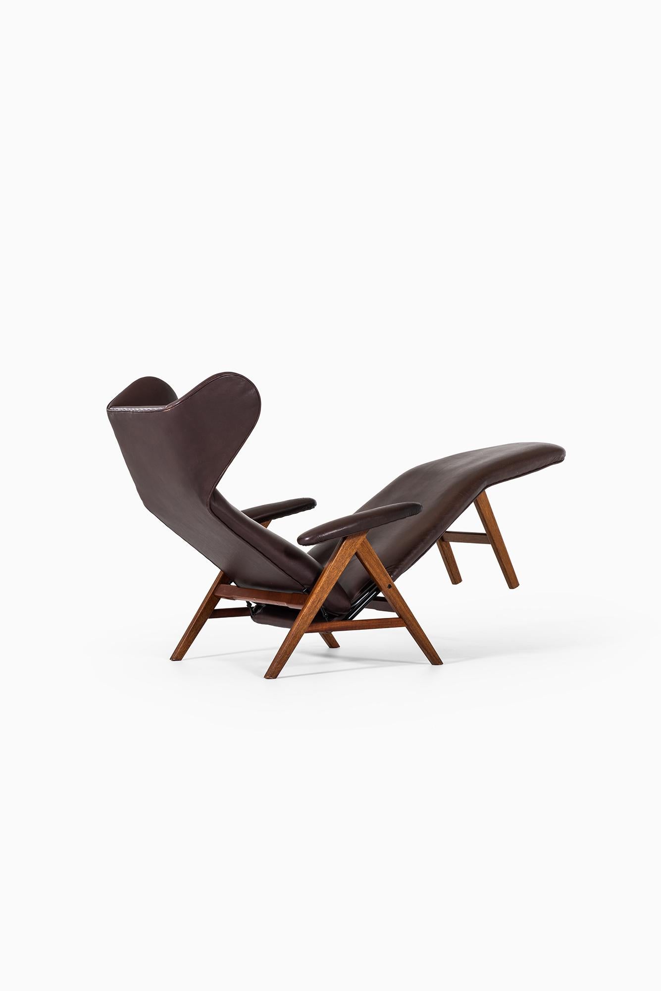Scandinavian Modern Henry Walter Klein Reclining Chair by Bramin Møbler in Denmark For Sale
