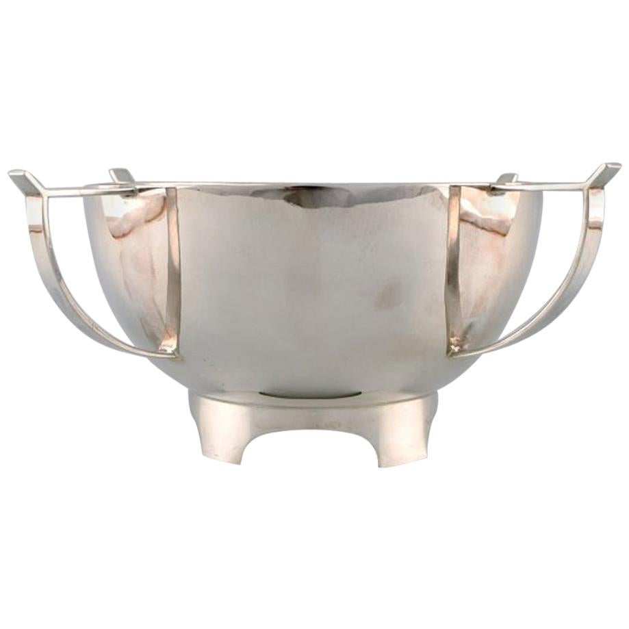 Henry Wilkinson, English Silversmith, Sheffield, Modernist Silver Bowl on Foot For Sale