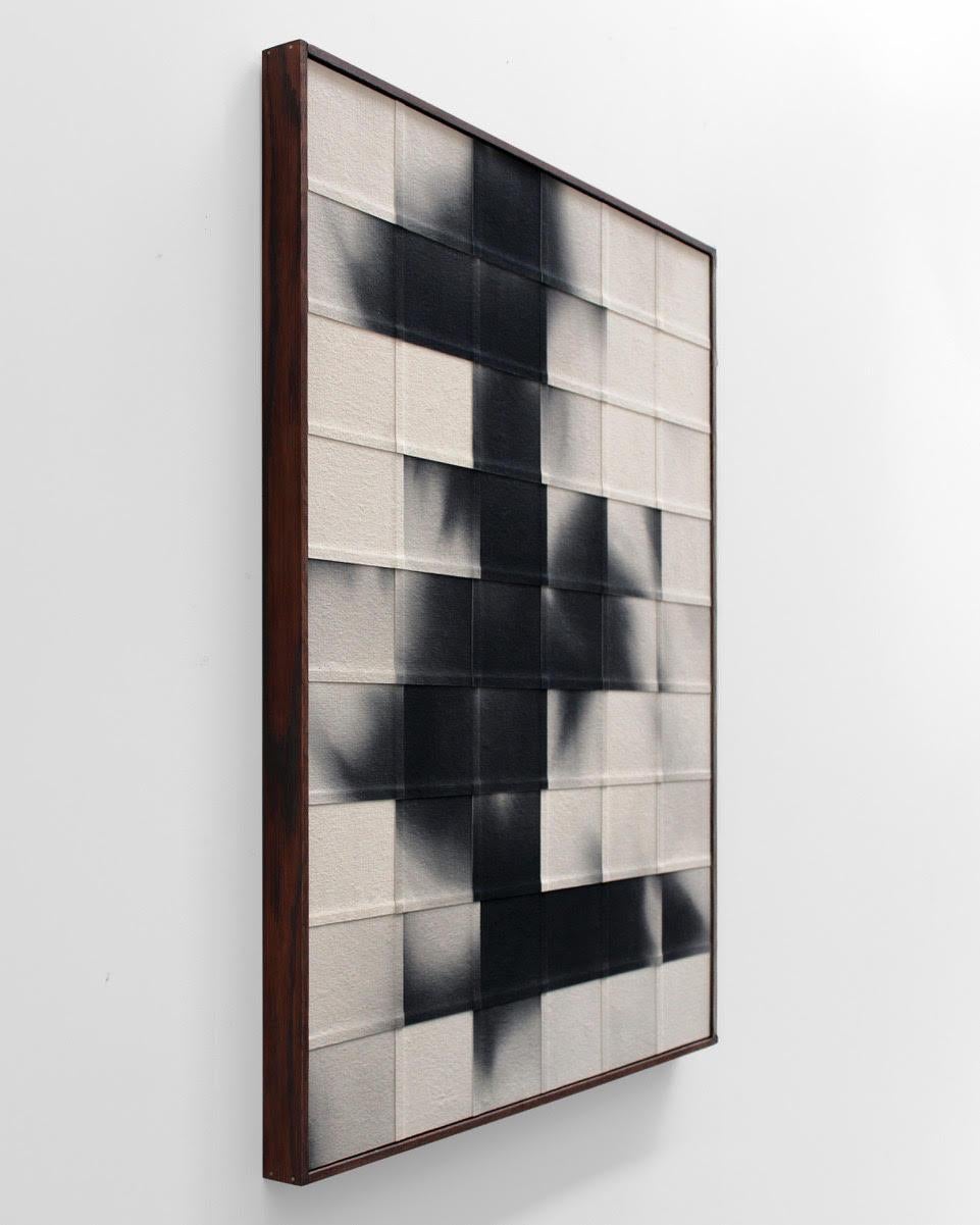 Hath a Future - Original Minimalistisches Abstraktes Strukturiertes Gemälde auf Leinwand (Grau), Abstract Painting, von Henry Woolway
