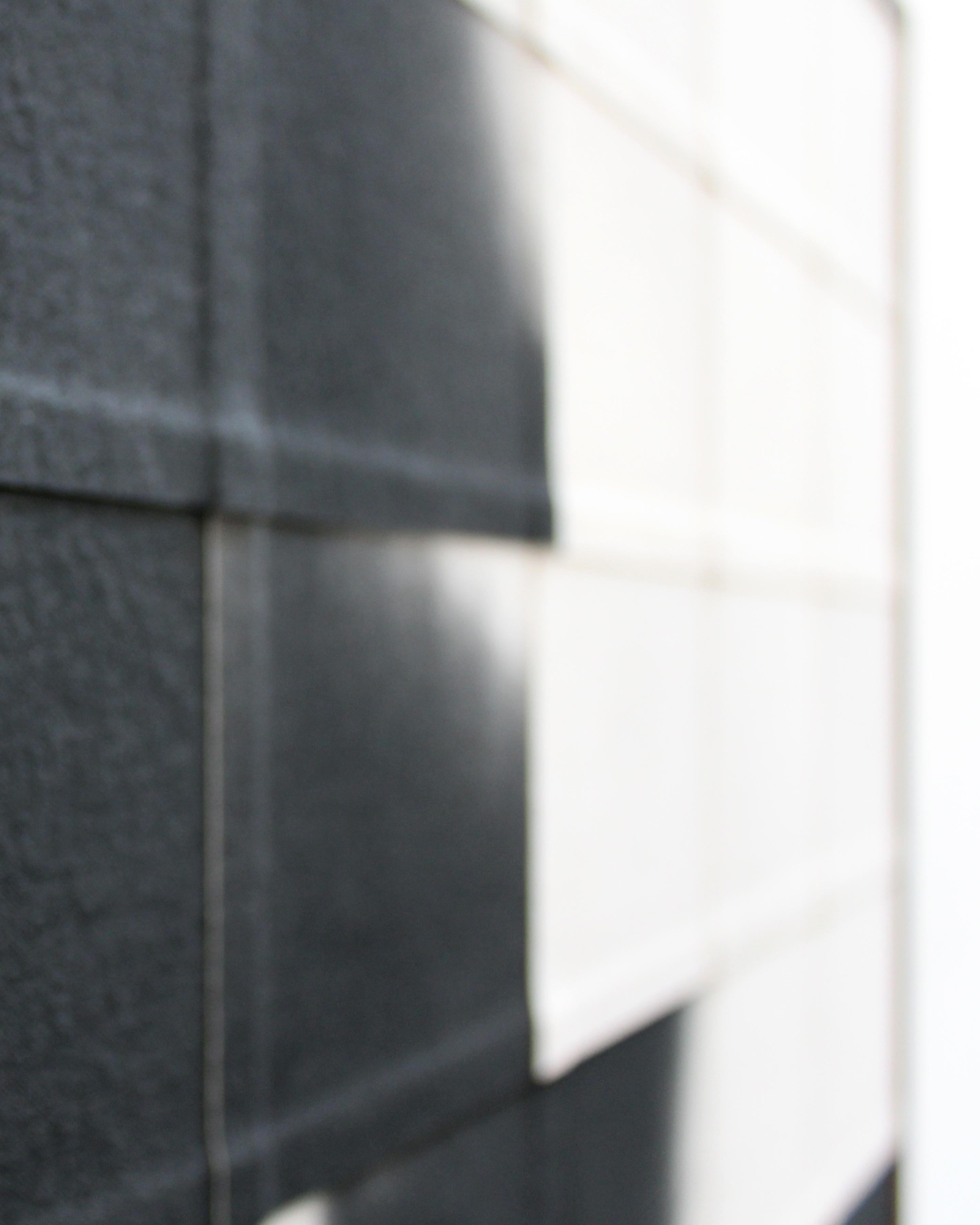 Remembering This Side Of You - Peinture abstraite minimaliste originale sur toile - Abstrait Painting par Henry Woolway