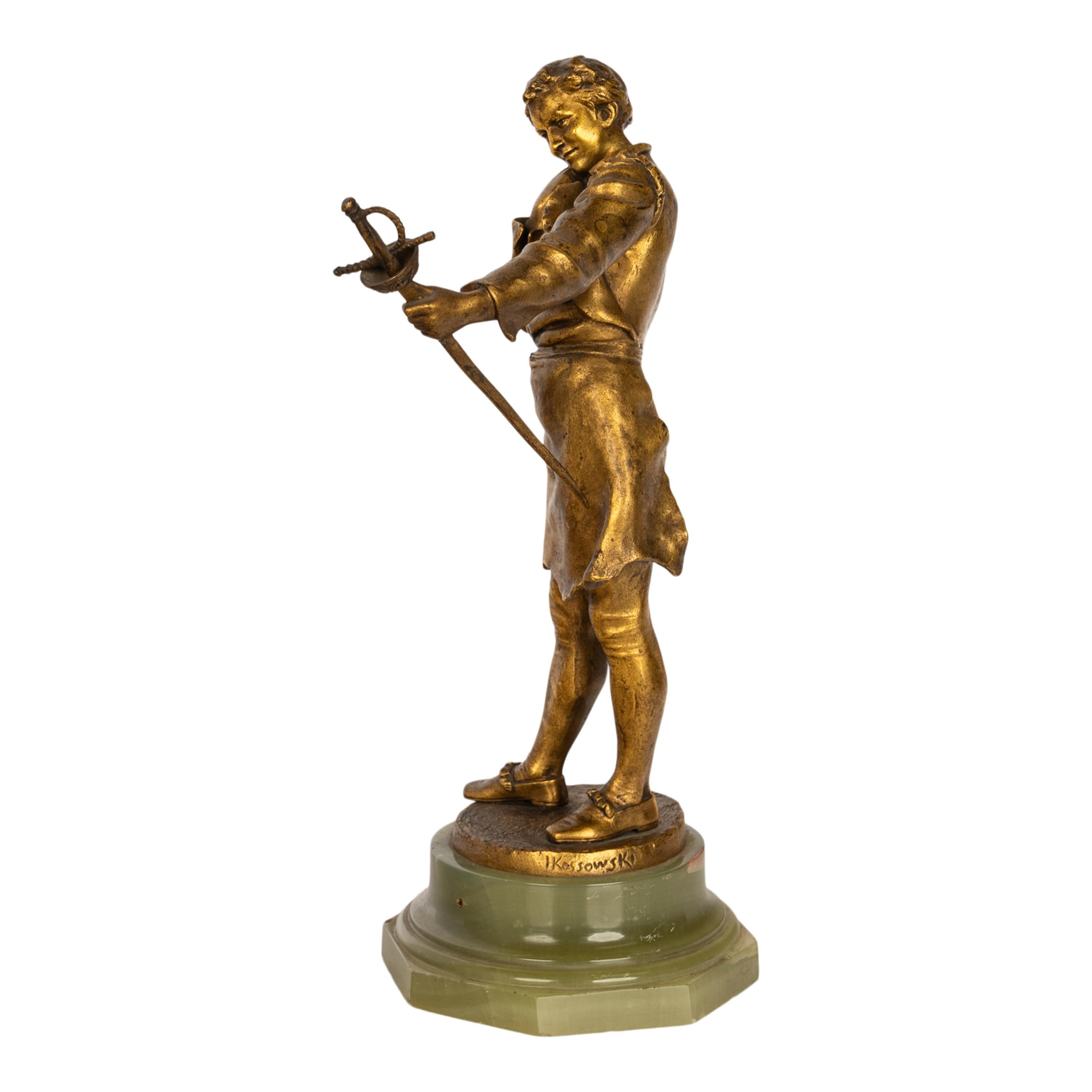 Antique French Polish Bronce Dorado Estatua Escultura Figura Espadachín 1890 en venta 2