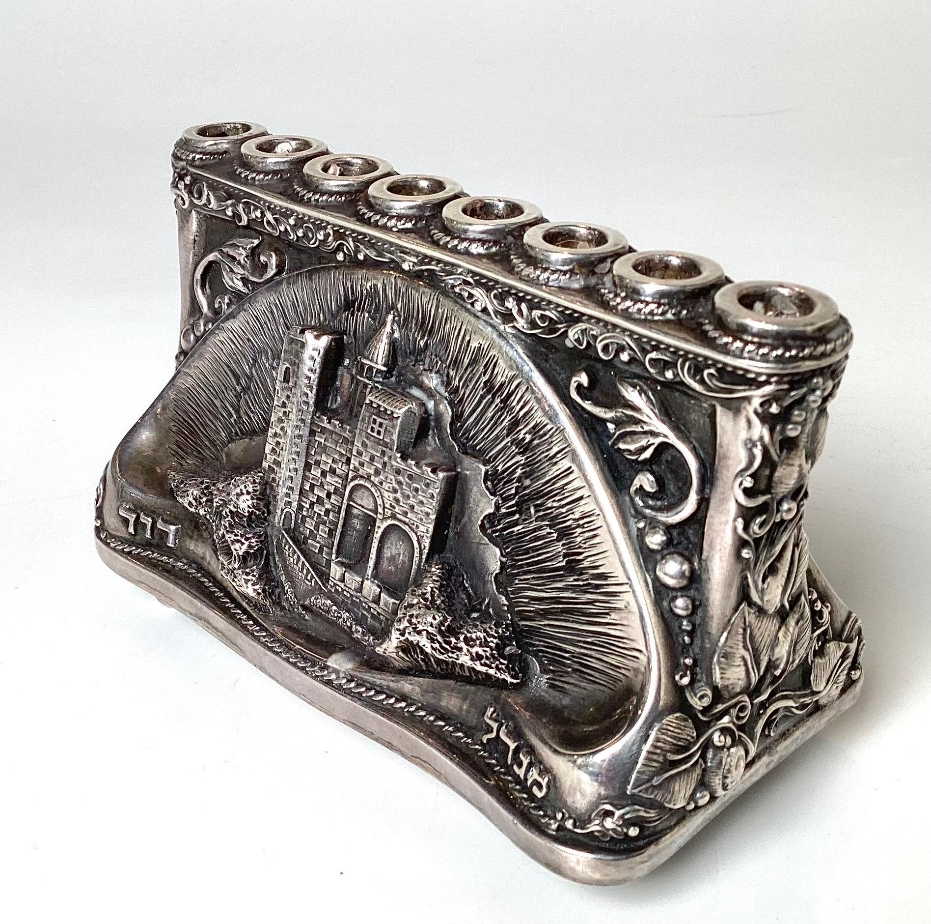 Americano Menorah d'argento di Henryk Winograd in vendita