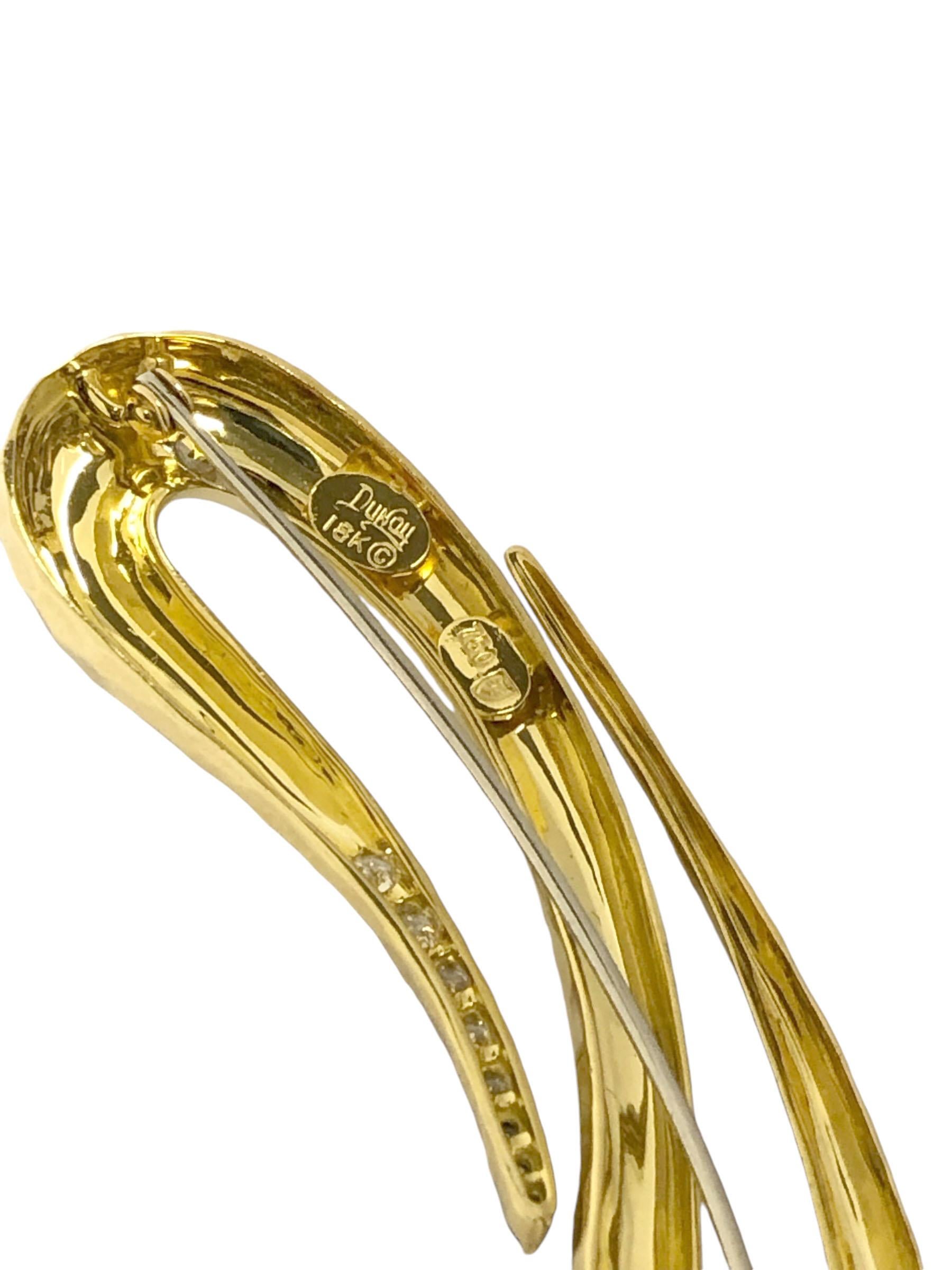 Henty Dunay Large Iconic Yellow Gold and Diamond Brooch In Excellent Condition For Sale In Chicago, IL
