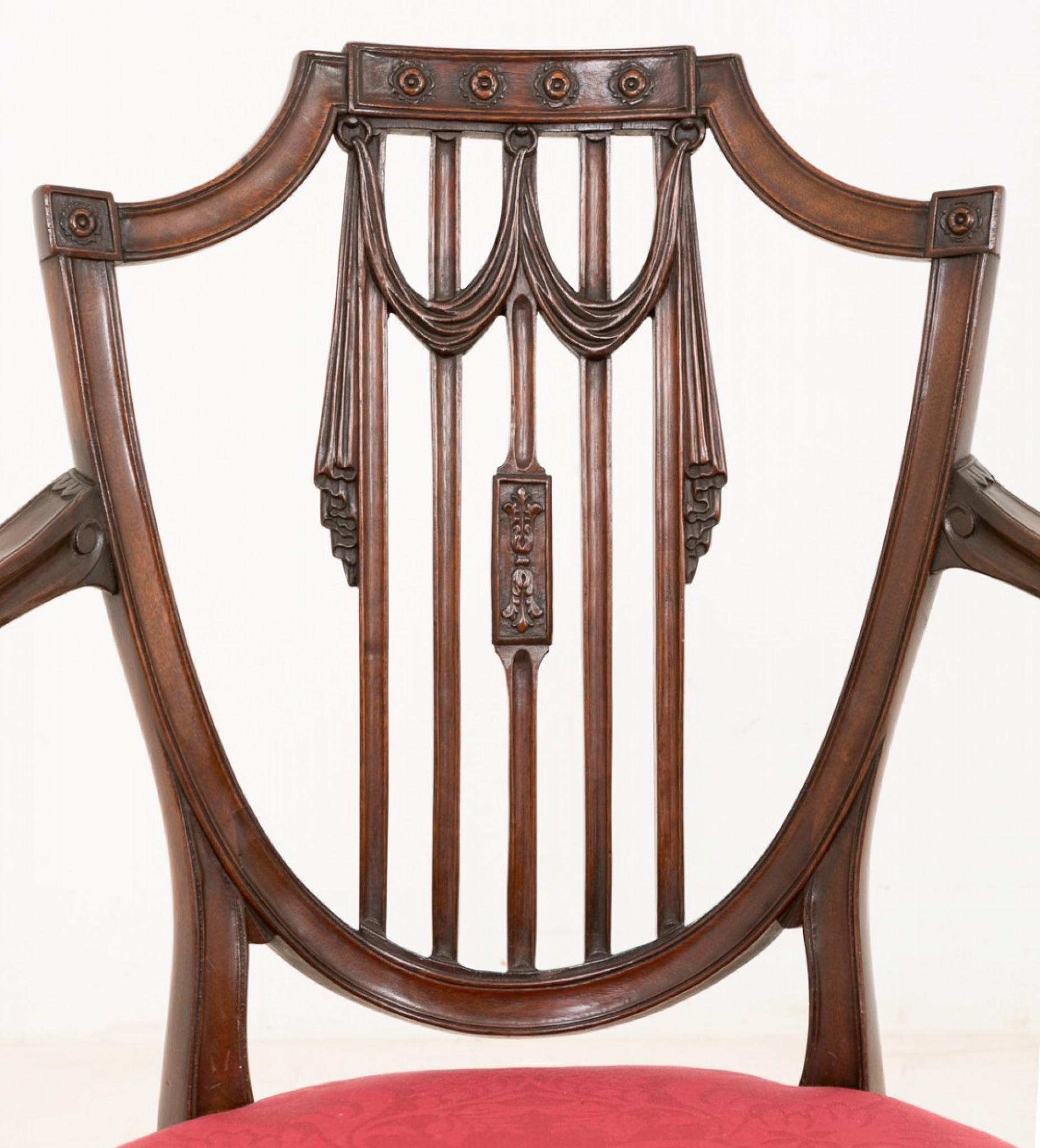 Poltrone Hepplewhite - Mogano antico CIRCA 1900 In condizioni buone in vendita a Potters Bar, GB