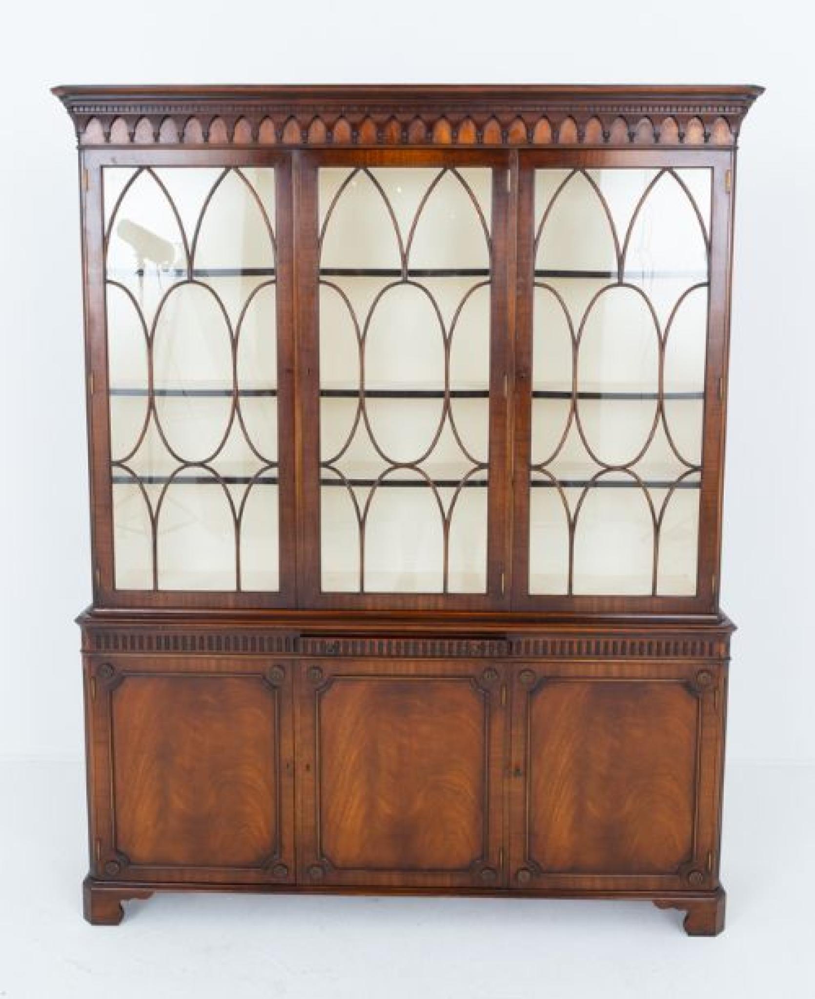 Hepplewhite Bookcase Mahogany Cabinet Revival For Sale 5