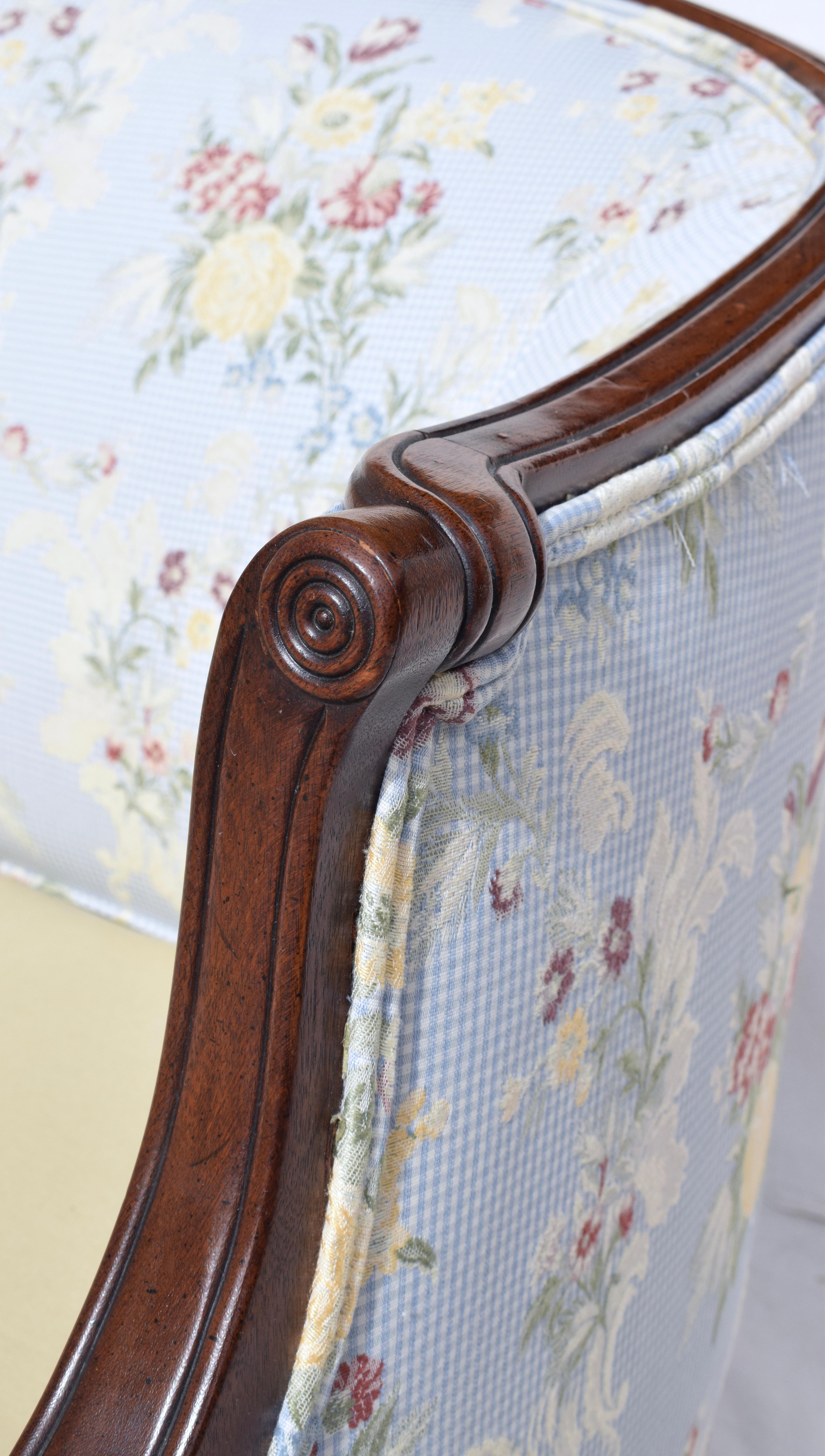 Hepplewhite Bow Back Mahogany Settee Sofa 3
