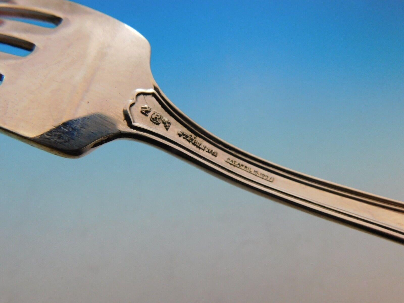 Argent sterling Service d'argenterie sterling Hepplewhite par Reed & Barton 129 pièces en vente