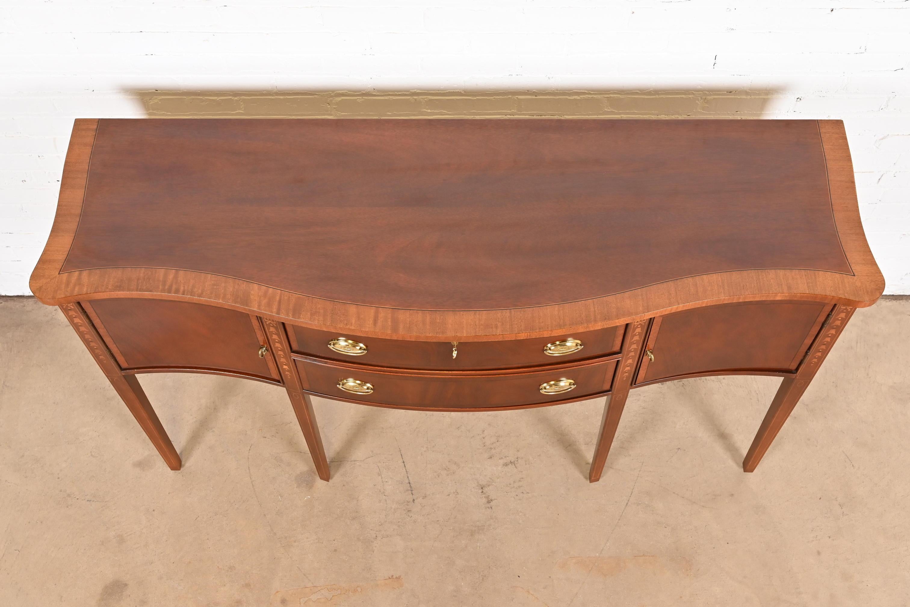 Hepplewhite Inlaid Mahogany Serpentine Front Sideboard Credenza 11
