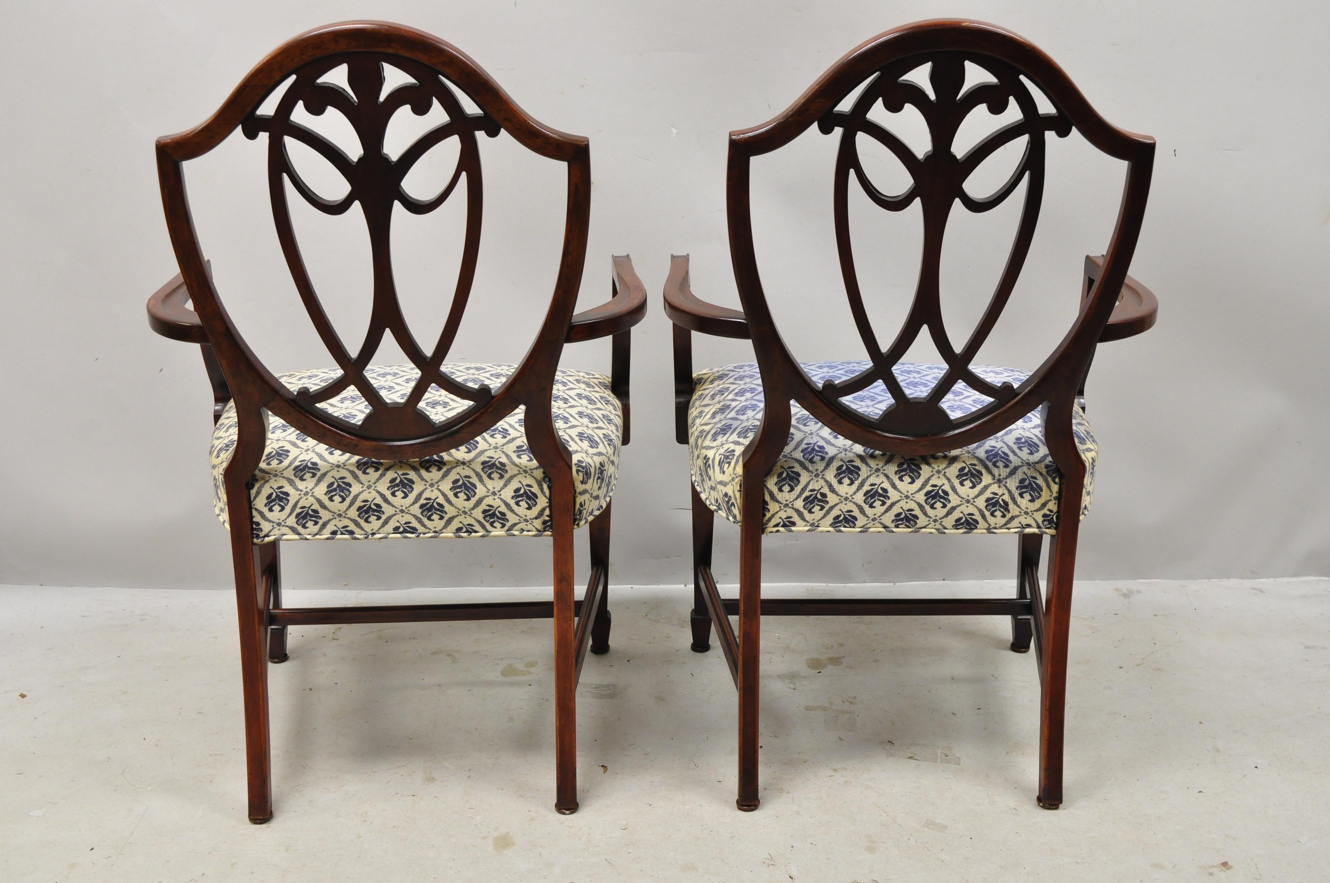 Hepplewhite Mahogany Prince of Wales Plume Shield Back Dining Chairs, Set of 6 5