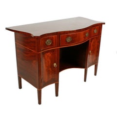 Hepplewhite Serpentine Kneehole Table, 18th Century