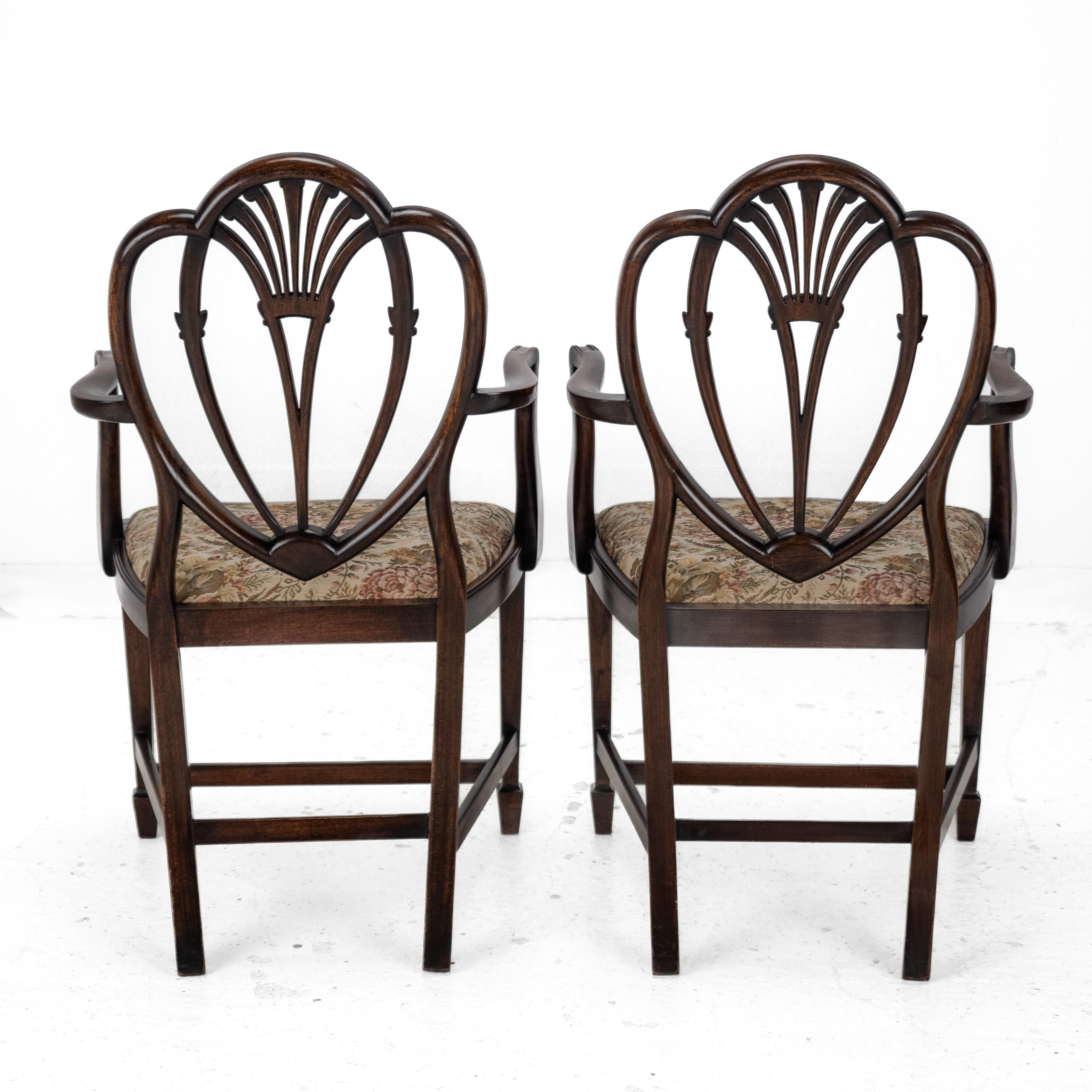 Hepplewhite Satz von 6 Mahagoni-Esszimmerstühlen Carver Armchairs c.19th Victorian im Angebot 4
