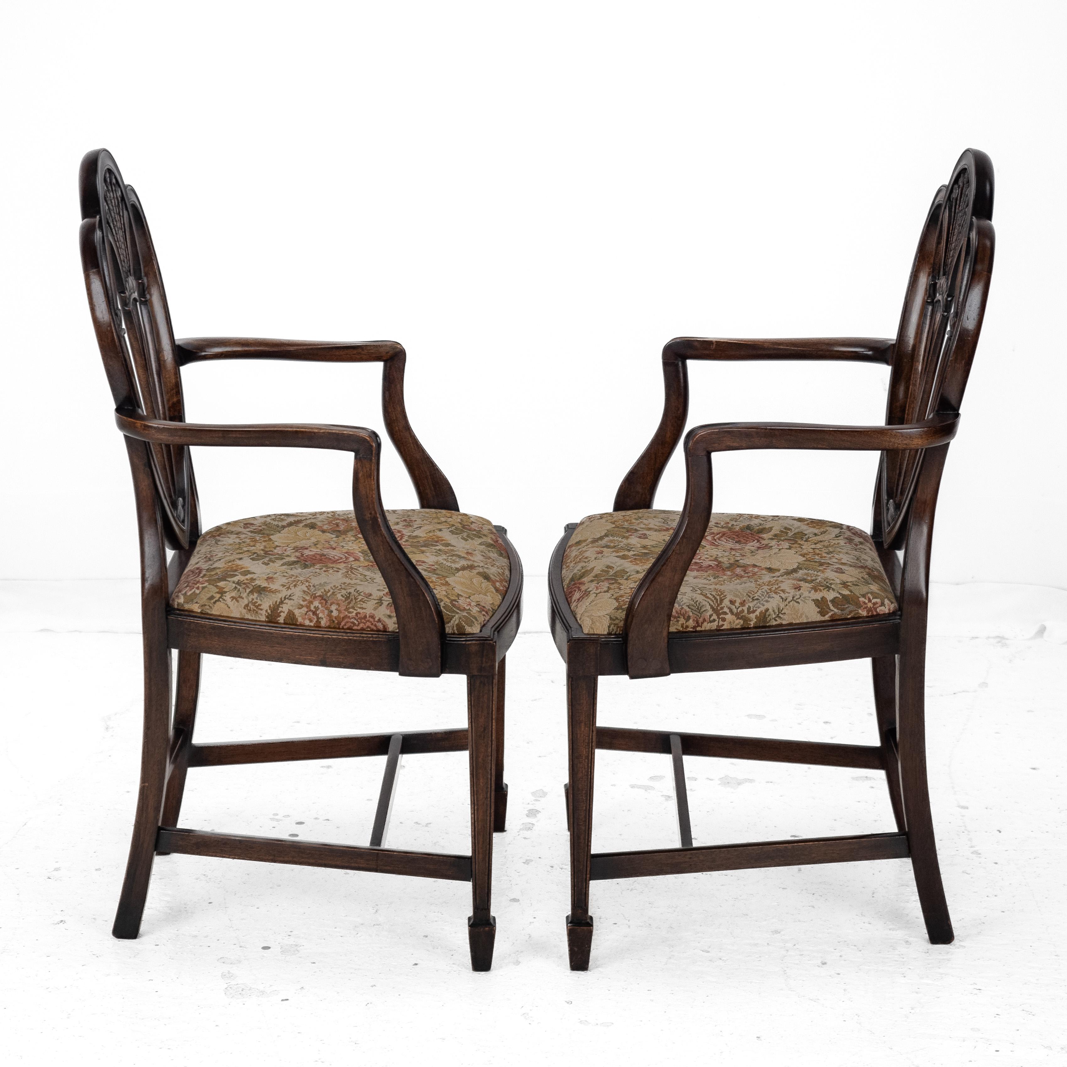 Hepplewhite Satz von 6 Mahagoni-Esszimmerstühlen Carver Armchairs c.19th Victorian im Angebot 5