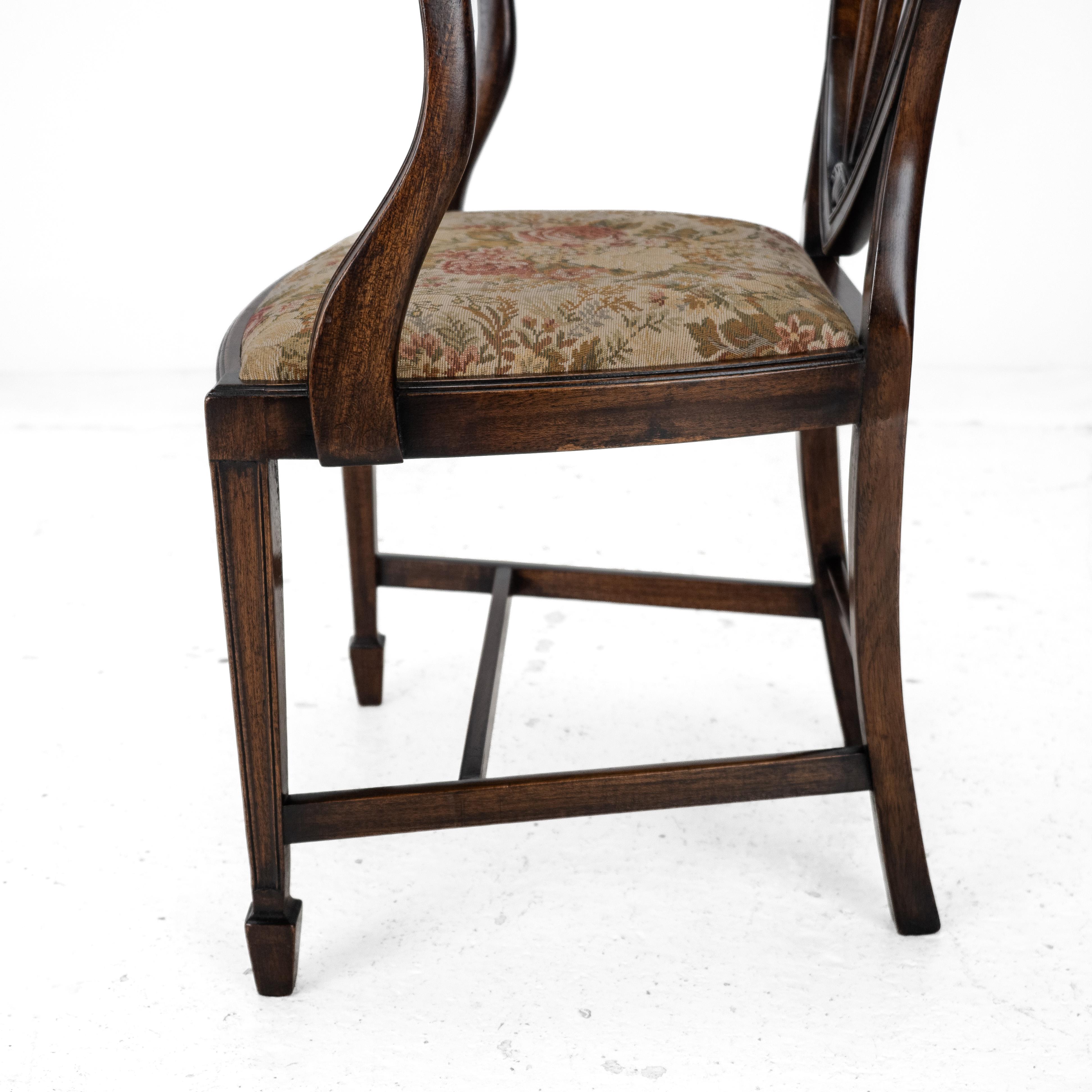 Hepplewhite Satz von 6 Mahagoni-Esszimmerstühlen Carver Armchairs c.19th Victorian im Angebot 11
