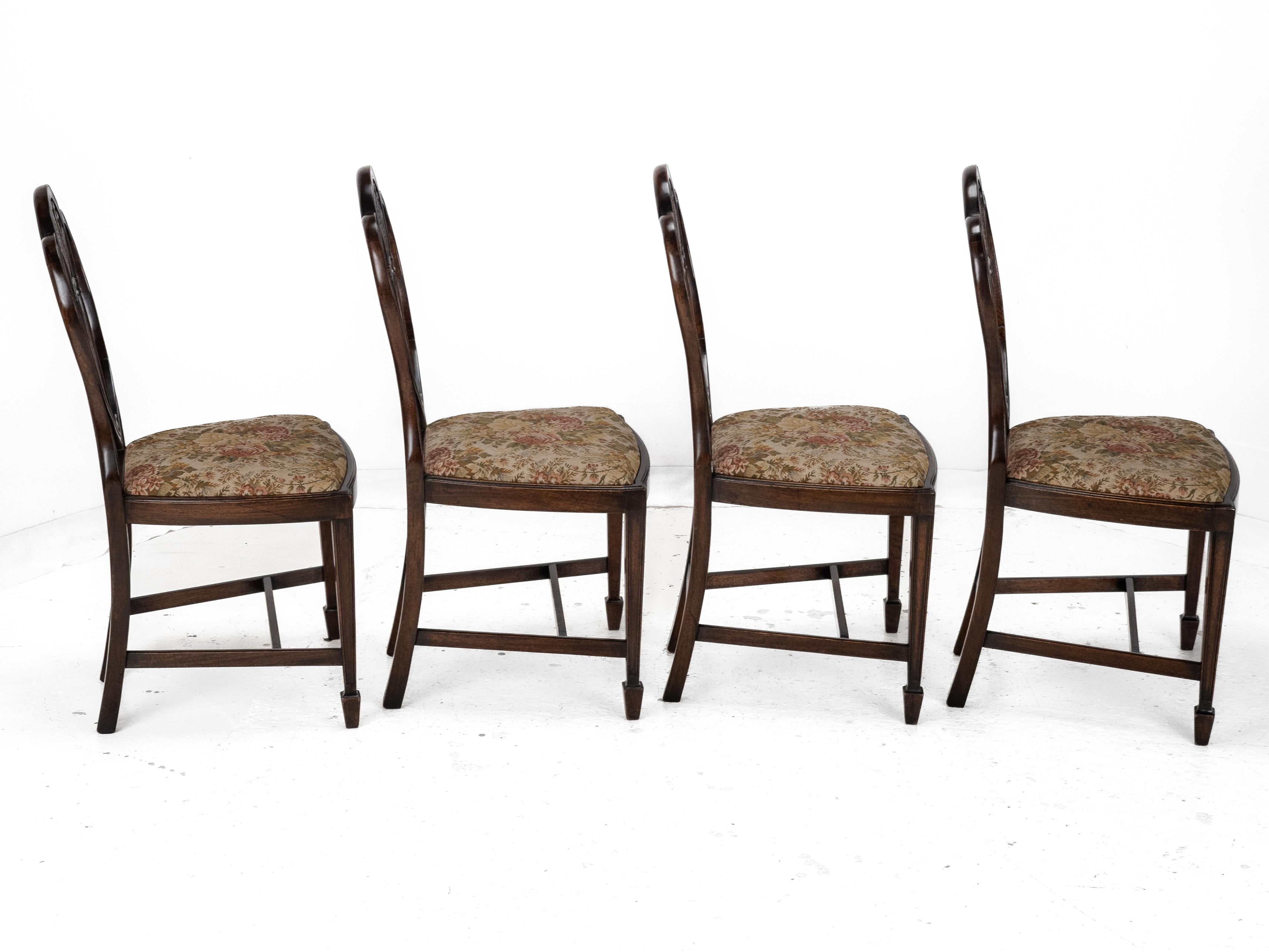 Hepplewhite Satz von 6 Mahagoni-Esszimmerstühlen Carver Armchairs c.19th Victorian im Angebot 1