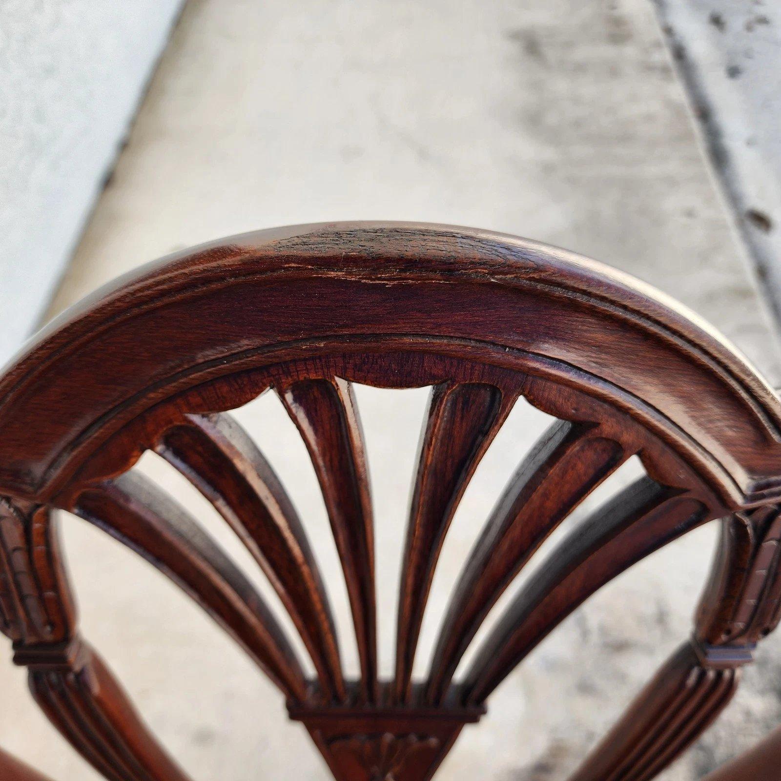Hepplewhite Shield Back Mahogany Chairs Set of 6 For Sale 10