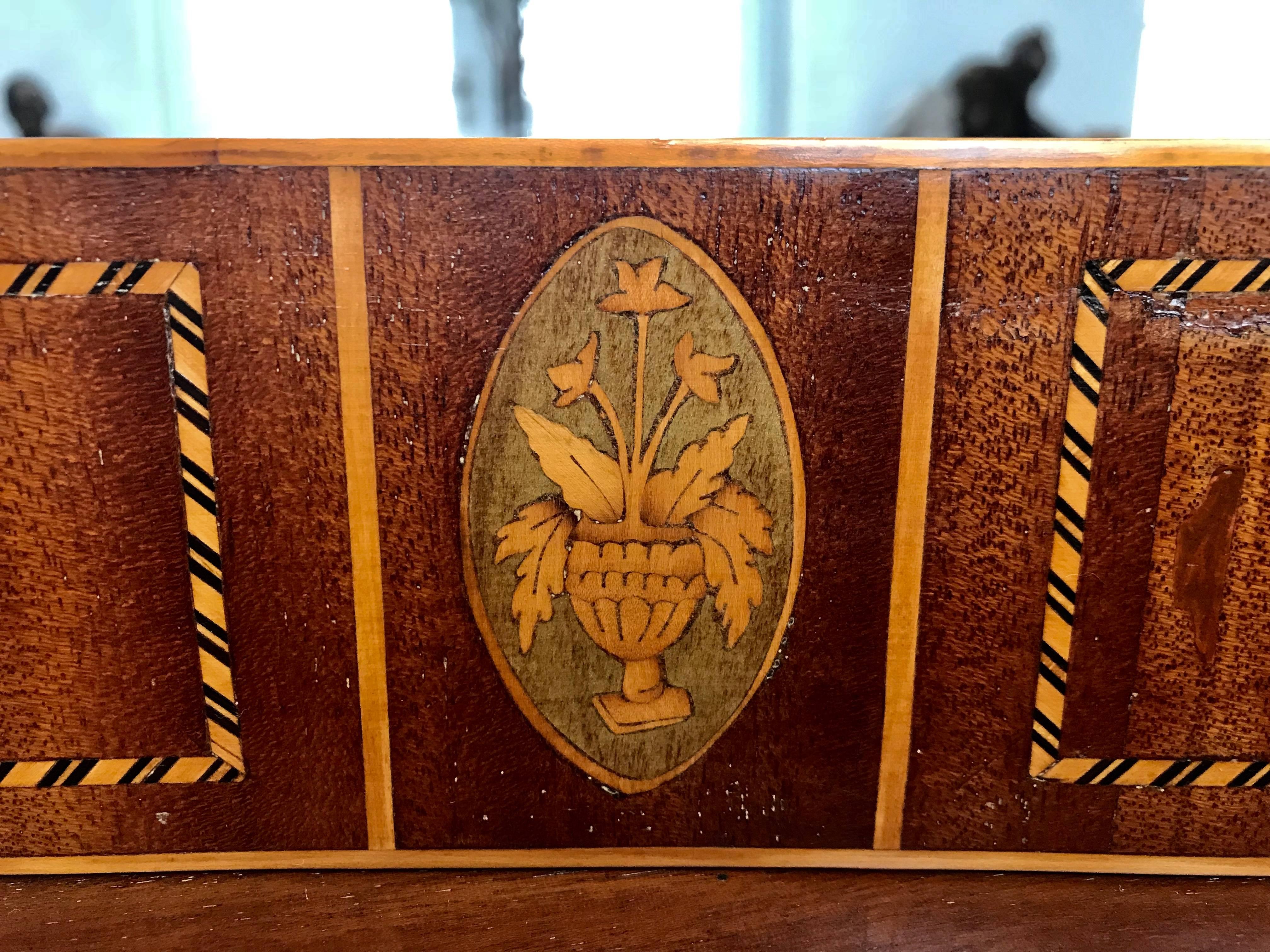 Early 19th Century Hepplewhite Sideboard 