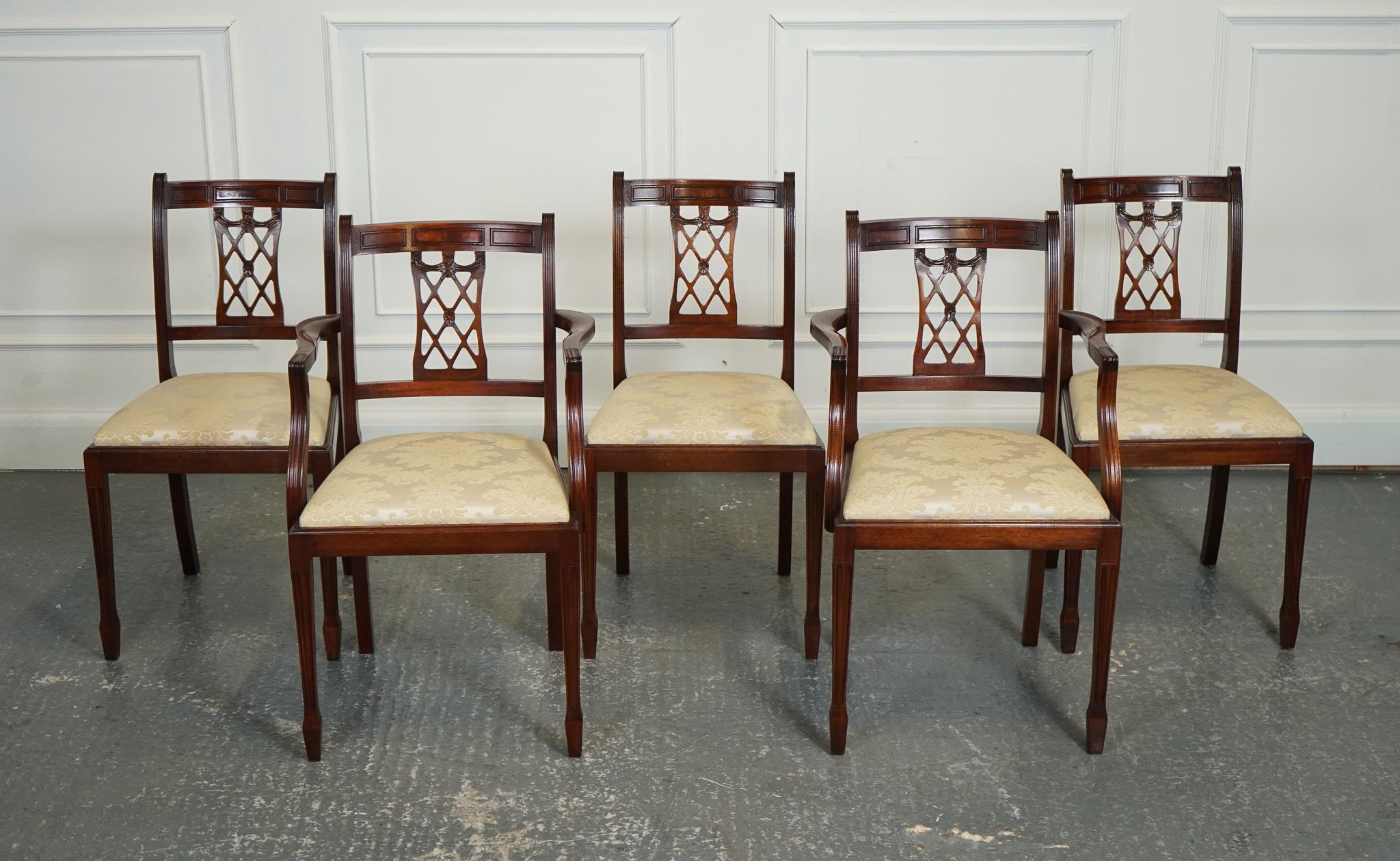 We are delighted to offer for sale these Bevan Funnell Hepplewhite Style Dining Chairs.

The Hepplewhite style Bevan Funnell set of 5 dining chairs is a stunning addition to any dining room. Inspired by the iconic designs of George Hepplewhite,