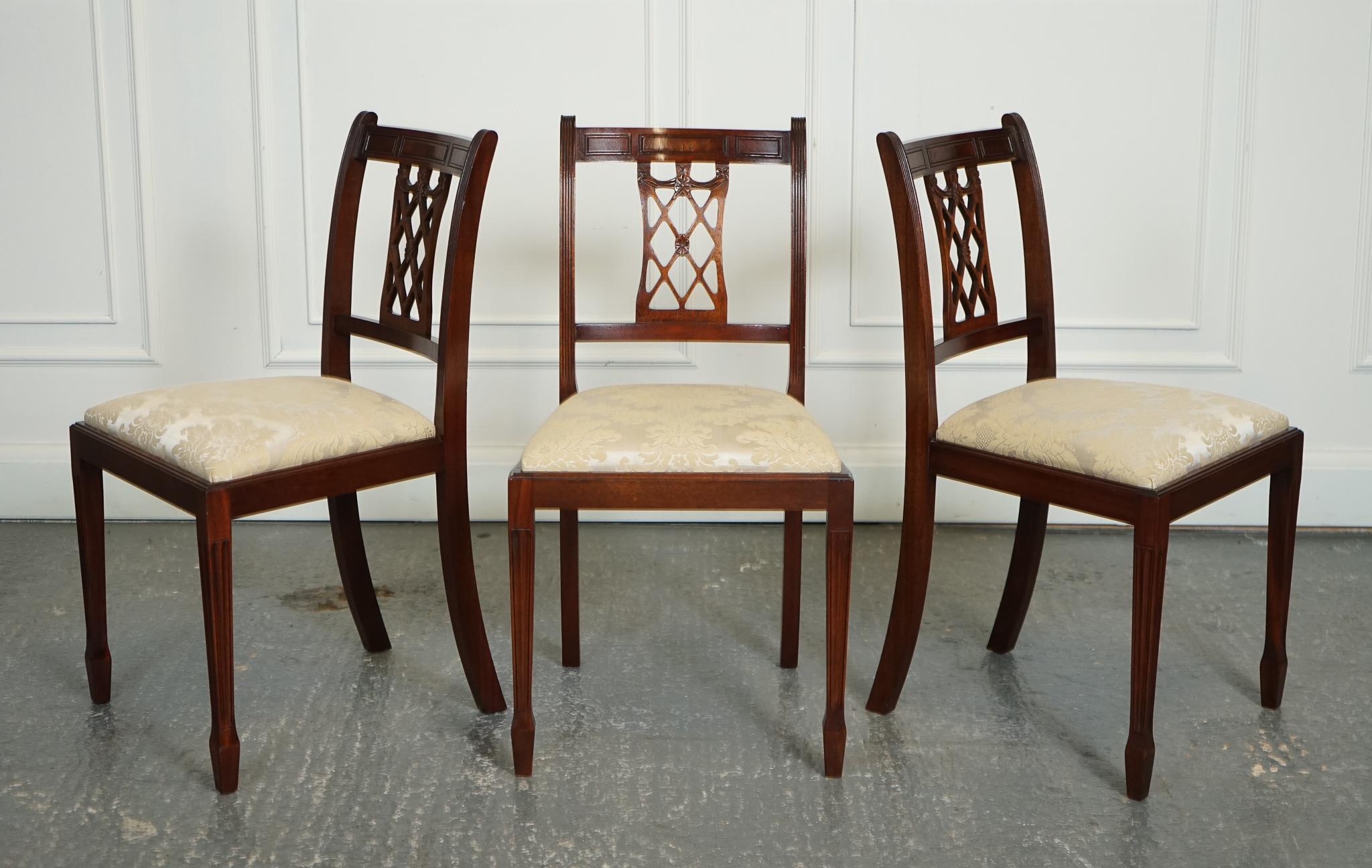 Hepplewhite HEPPLEWHITE STYLE BEVAN FUNNELL SET OF 5 DINING CHAiRS CREAM UPHOLSTERED SEATS For Sale