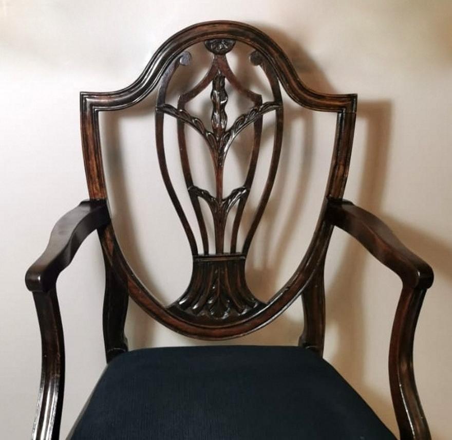 Hepplewhite Style Chair King 'Antique Master' For Sale at 1stDibs