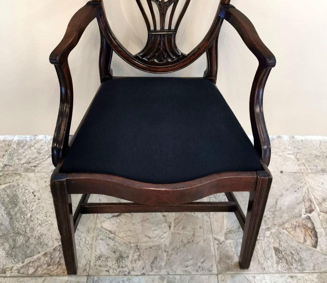 Hepplewhite Style Chair King 'Antique Master' For Sale at 1stDibs