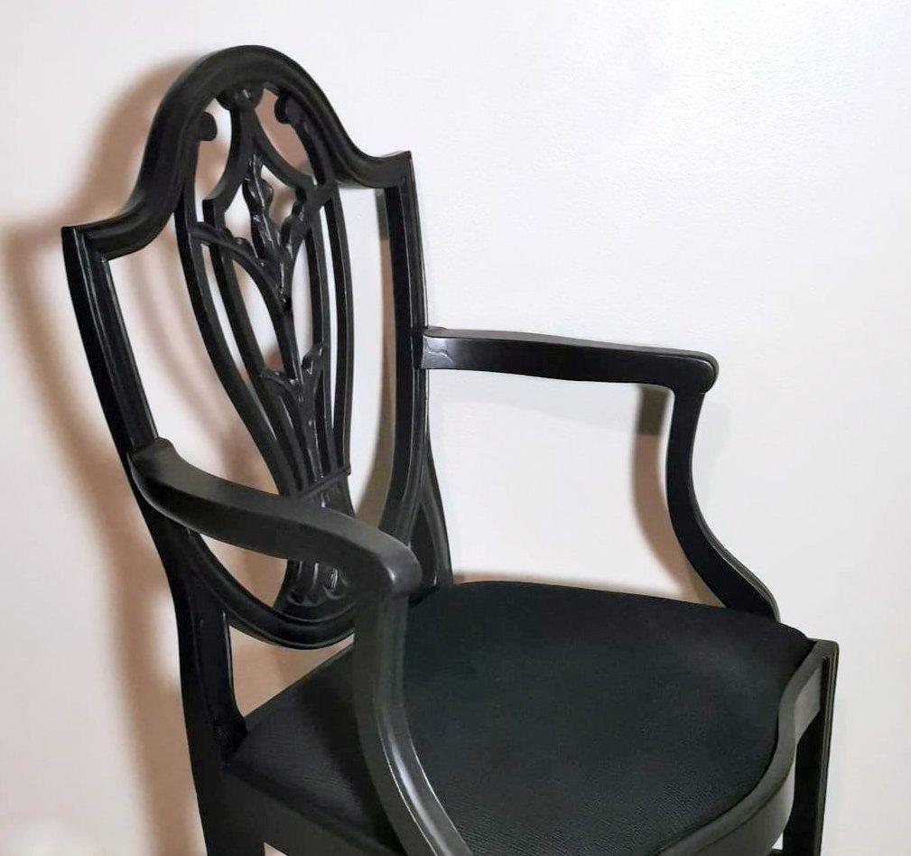 Velvet Hepplewhite Style English King chair (Antique Master)  For Sale