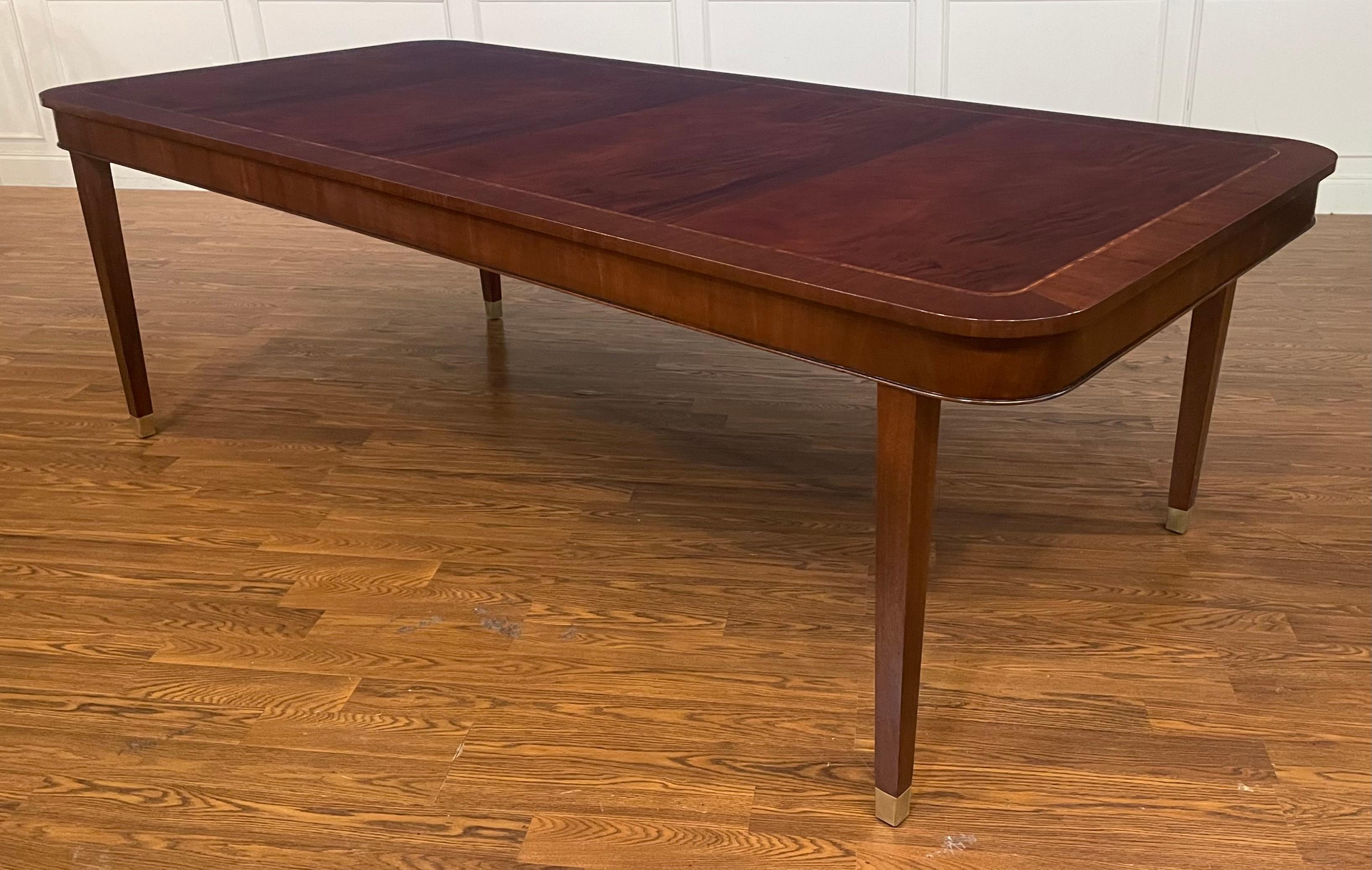 Hepplewhite Style Mahogany Four Leg Dining Table - Made-To-Order  For Sale 7